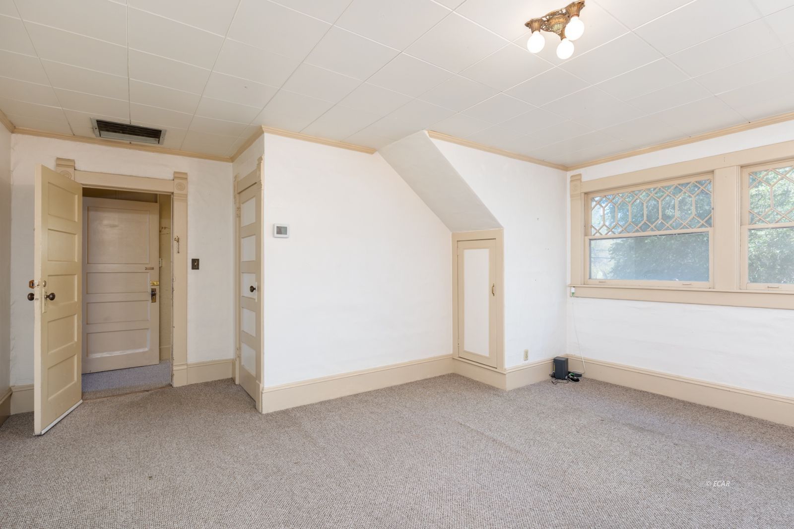 Elko, Nevada, 89801, United States, ,Residential,For Sale,1911391