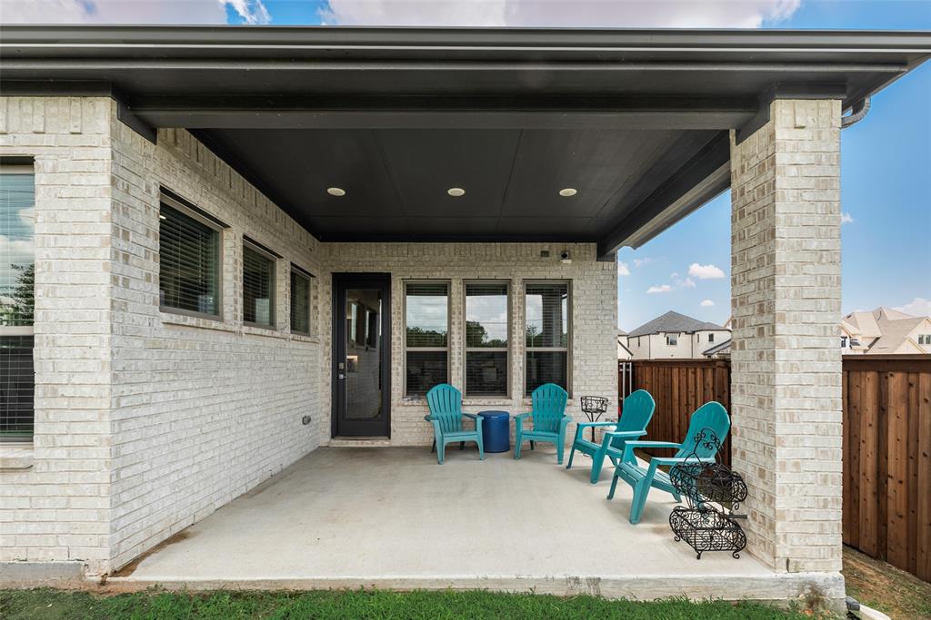 Prosper, Texas, 75078, United States, 5 Bedrooms Bedrooms, ,4 BathroomsBathrooms,Residential,For Sale,1895124