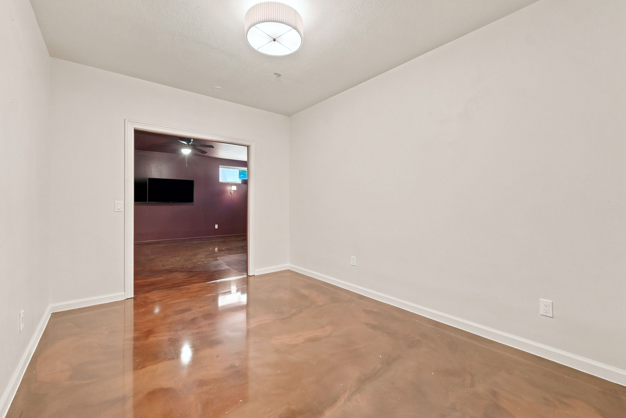  Excellent 3 Bedroom Home with Finished Basement in Fort Wayne - 物件實景