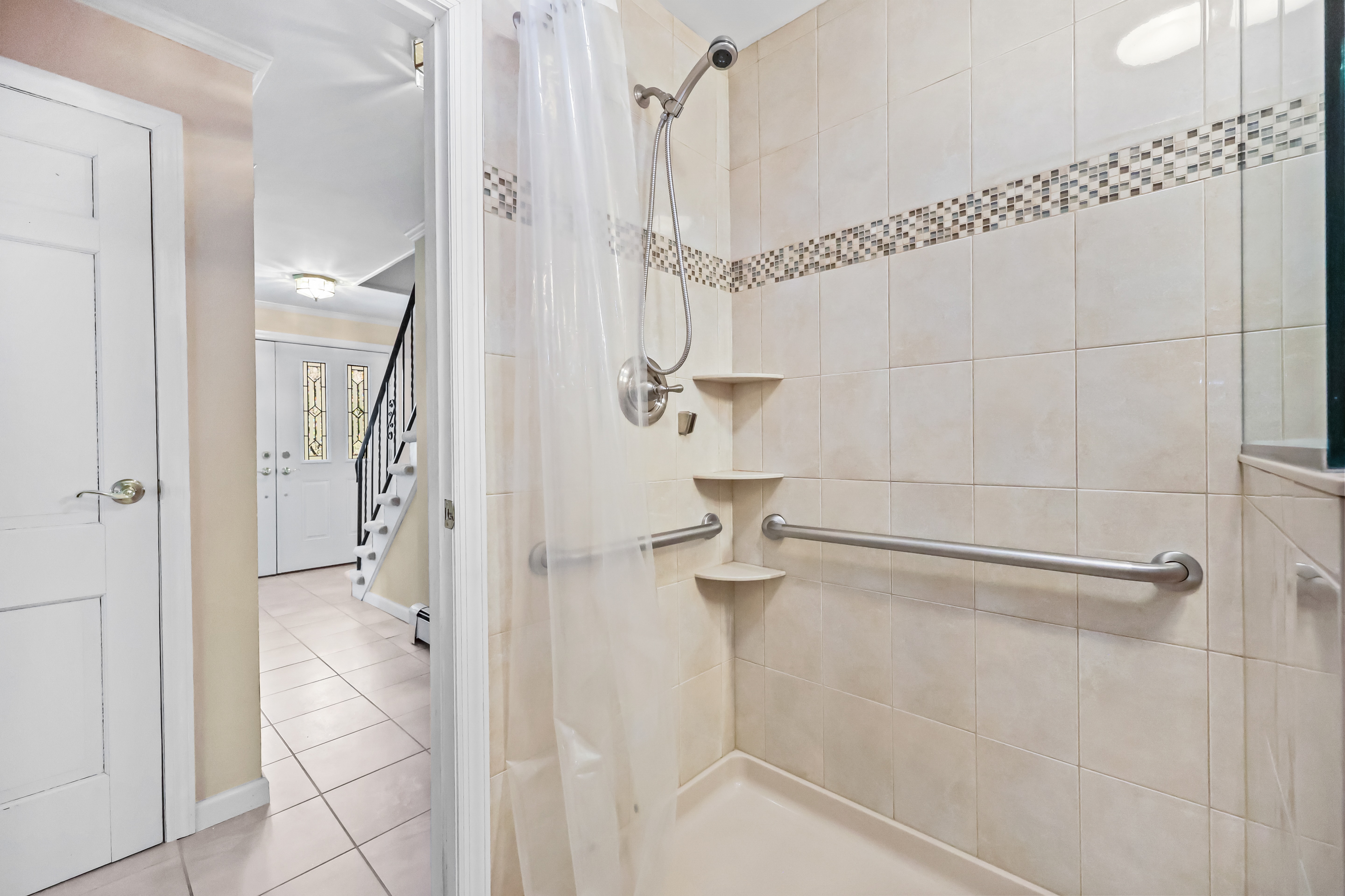  Spacious 4 Bedroom in CT - 物件實景