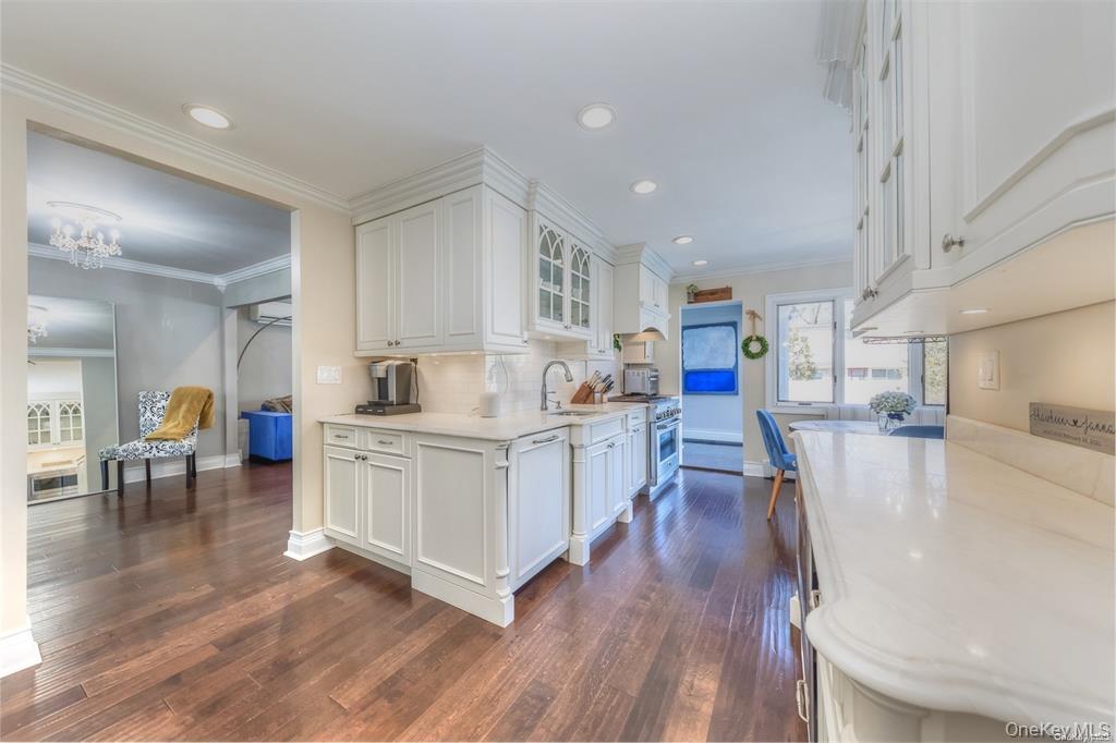 Oceanside, New York, 11572, United States, 3 Bedrooms Bedrooms, ,3 BathroomsBathrooms,Residential,For Sale,1995607