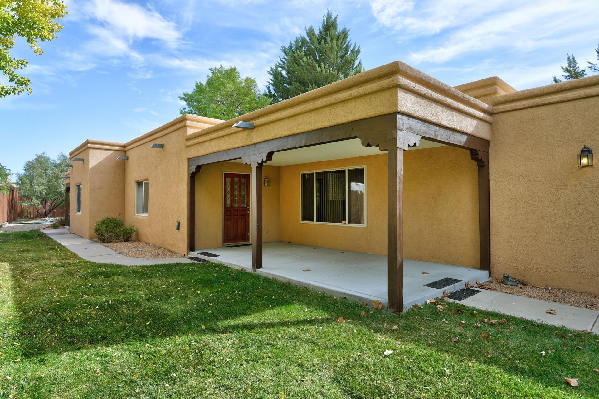 El Toboso Dr, Albuquerque, NM 87104 #1