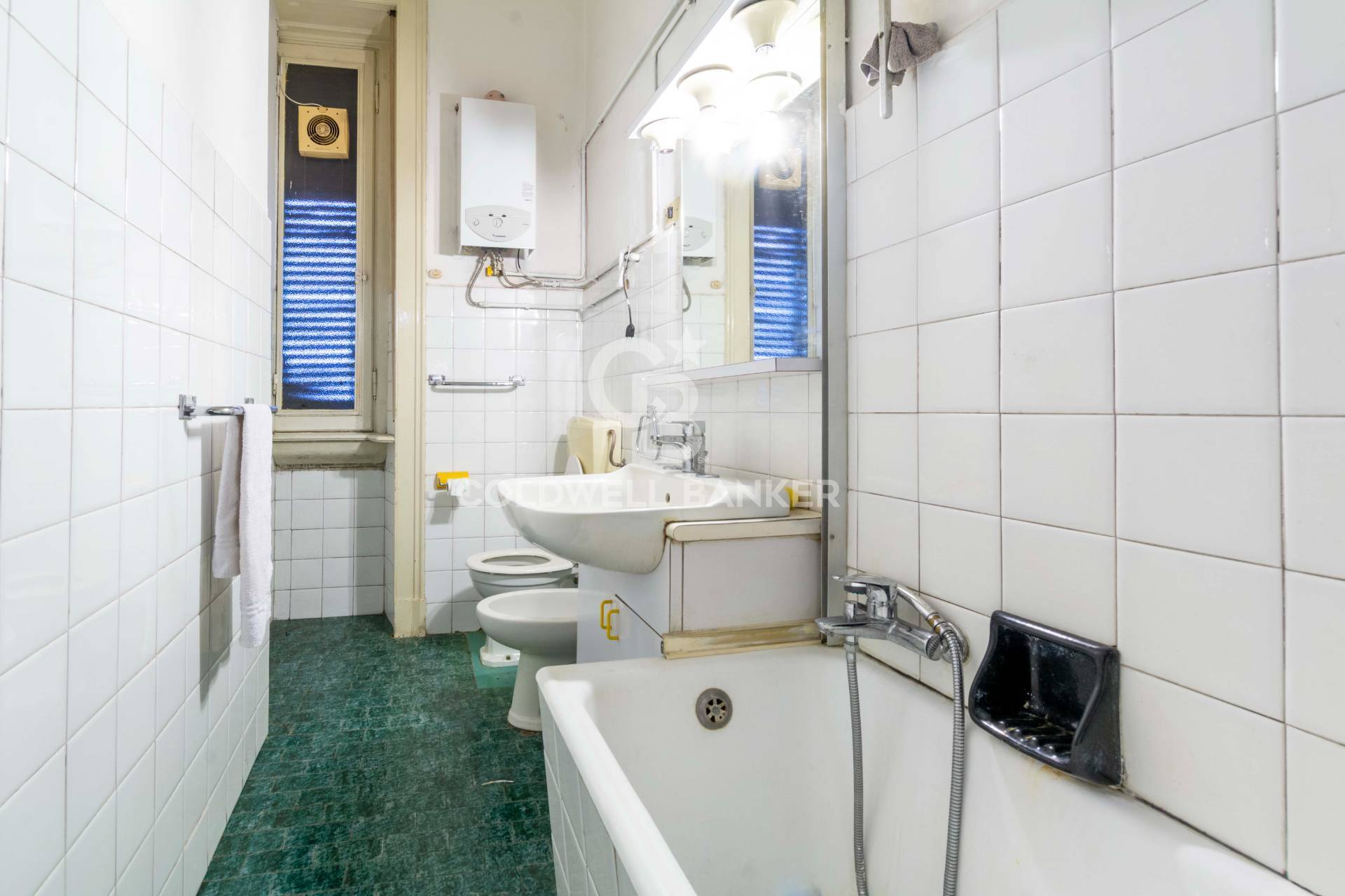 Milano, Milano, 20100, IT, 3 Bedrooms Bedrooms, ,3 BathroomsBathrooms,Residential,For Sale,1987909