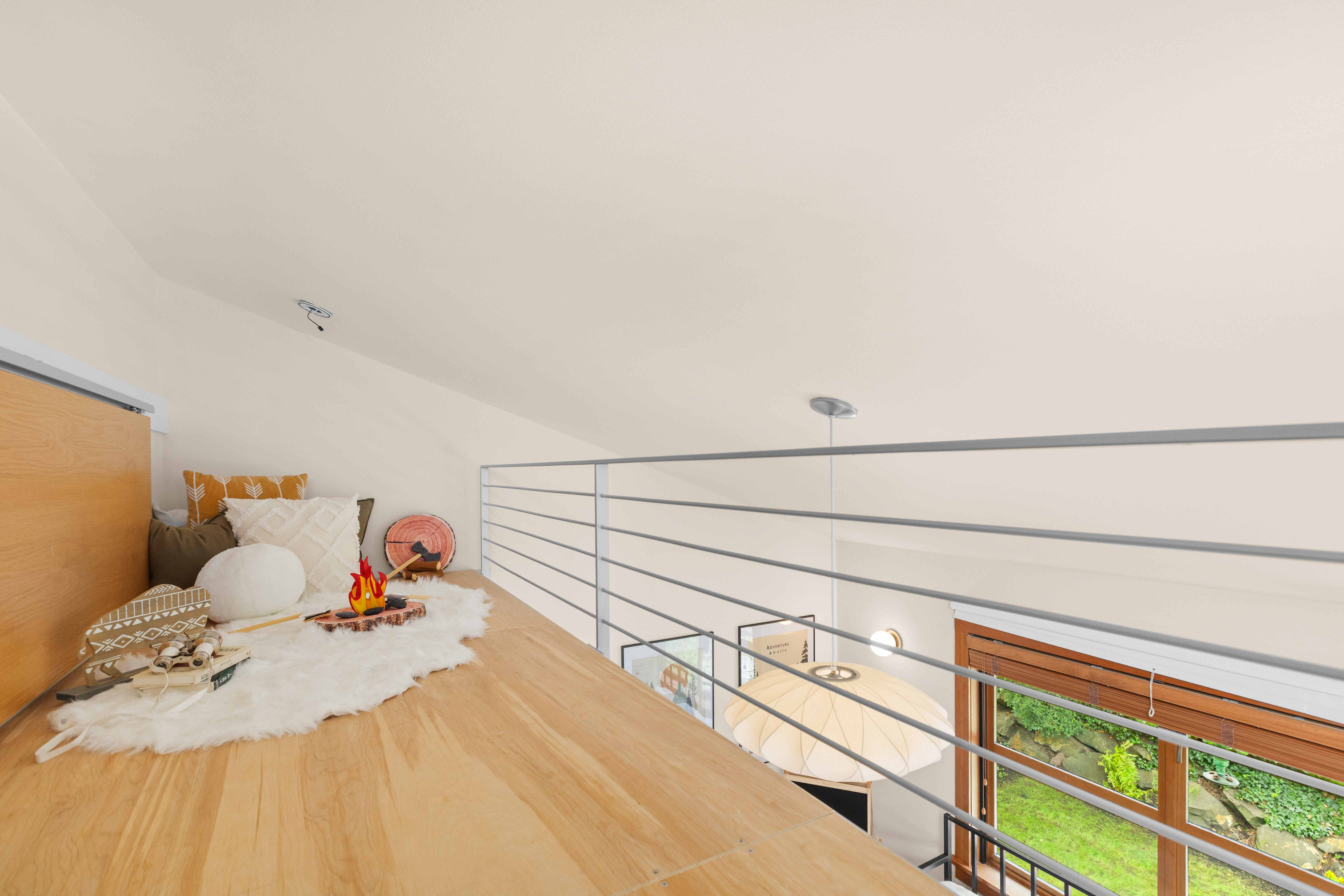  2223 39th Ave E, Seattle, WA 98112 - 物件實景