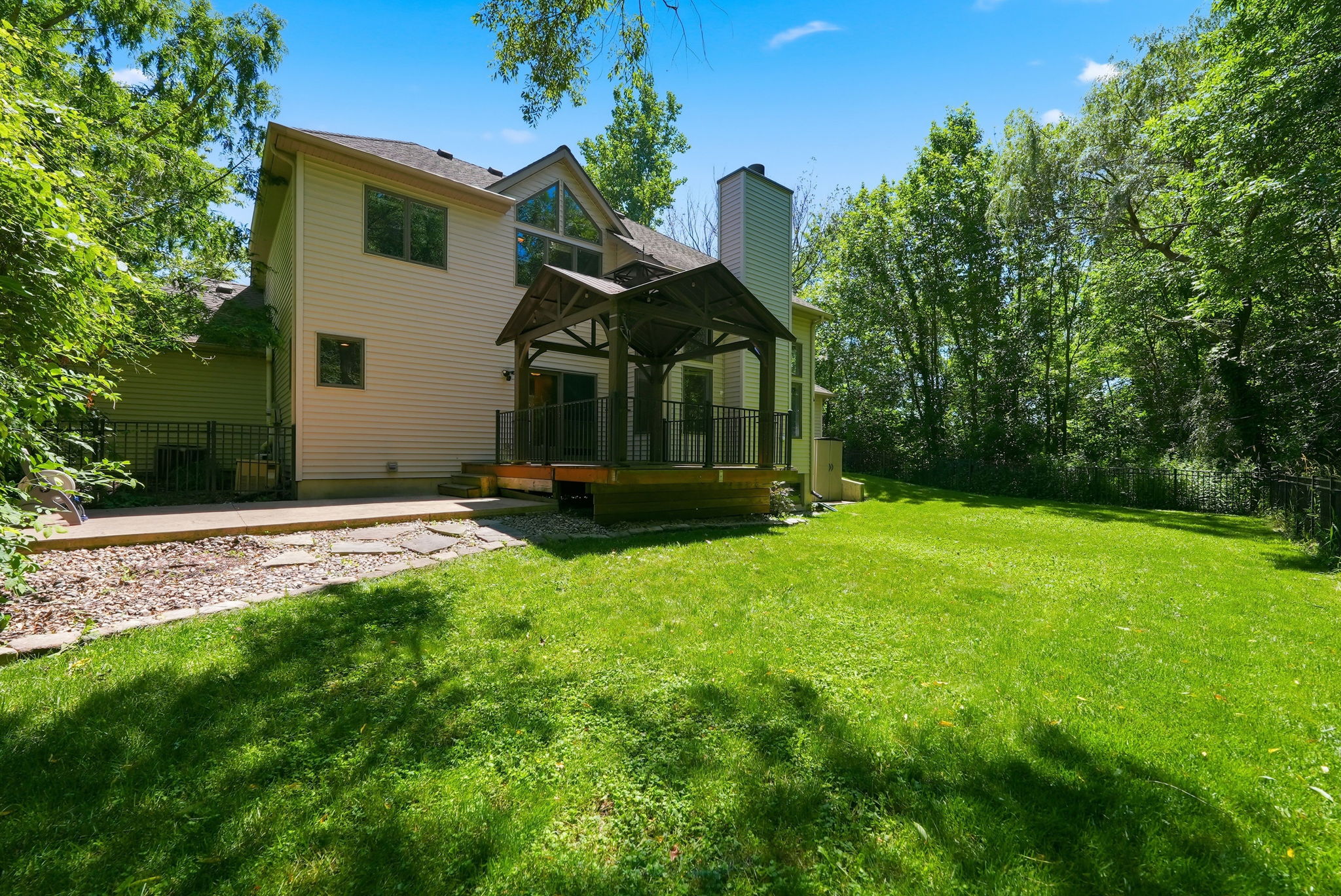  Excellent 3 Bedroom Home with Finished Basement in Fort Wayne - 物件實景