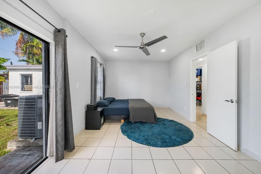 Miami, Florida, 33155, United States, 4 Bedrooms Bedrooms, ,3 BathroomsBathrooms,Residential,For Sale,1897707