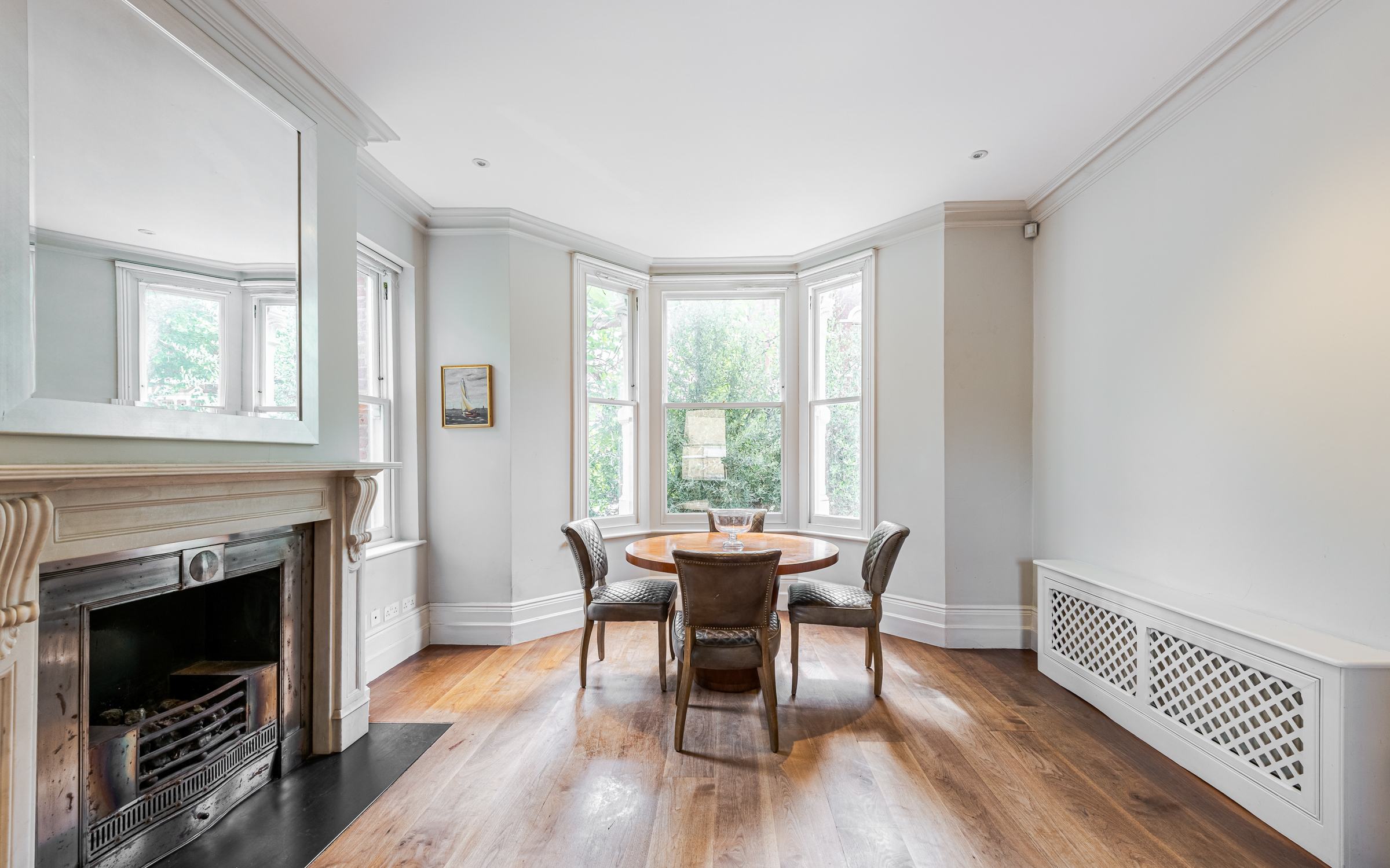  A Detached House on the Doorstep of Battersea Park with Garden and Parking - 物件實景