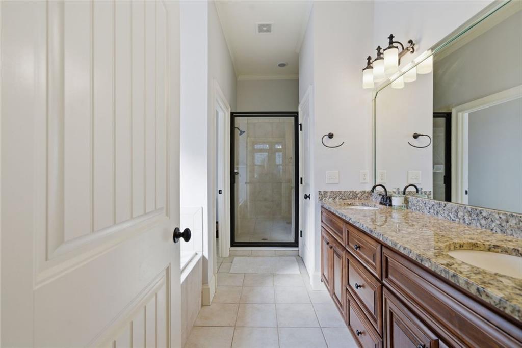 Cumming, Georgia, 30040, United States, 4 Bedrooms Bedrooms, ,5 BathroomsBathrooms,Residential,For Sale,2023621