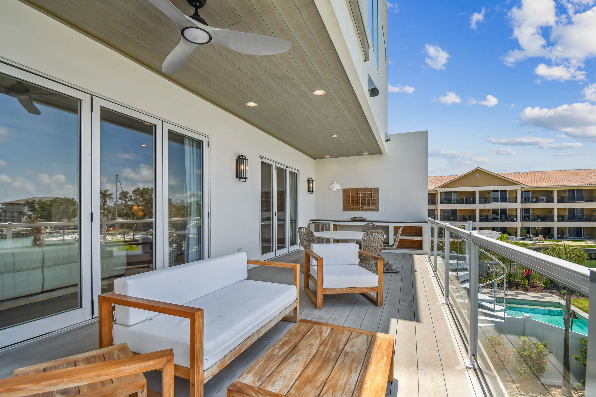 Treasure Island, Florida, 33706, United States, 5 Bedrooms Bedrooms, ,5 BathroomsBathrooms,Residential,For Sale,1792310