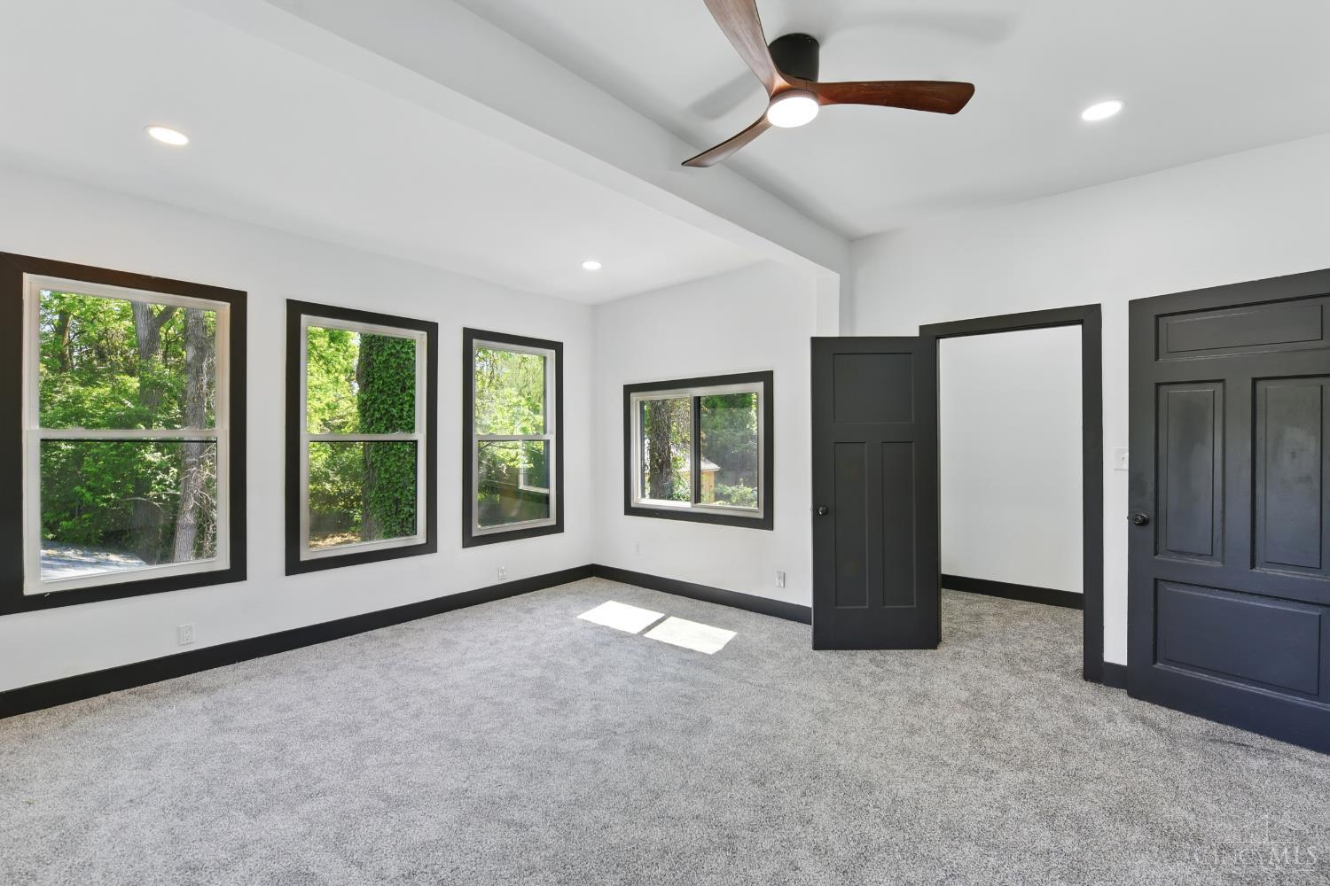 Cincinnati, Ohio, 45229, United States, 7 Bedrooms Bedrooms, ,5 BathroomsBathrooms,Residential,For Sale,1821306