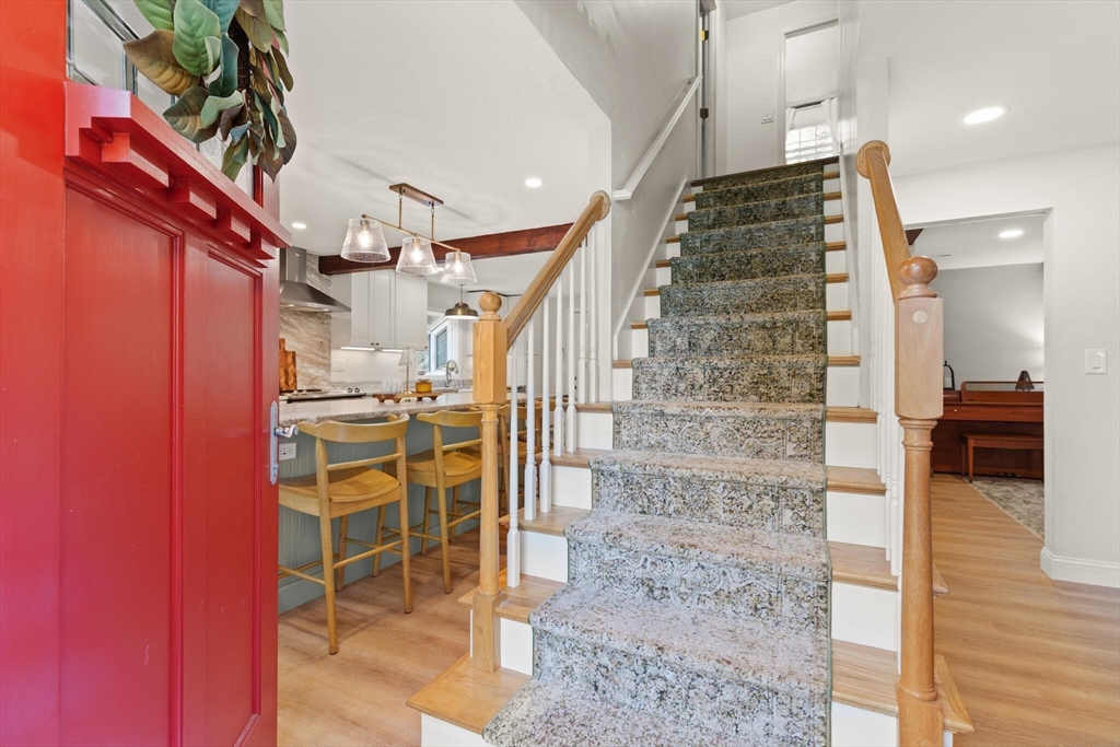 Easton, Massachusetts, 02356, United States, 3 Bedrooms Bedrooms, ,2 BathroomsBathrooms,Residential,For Sale,1960766