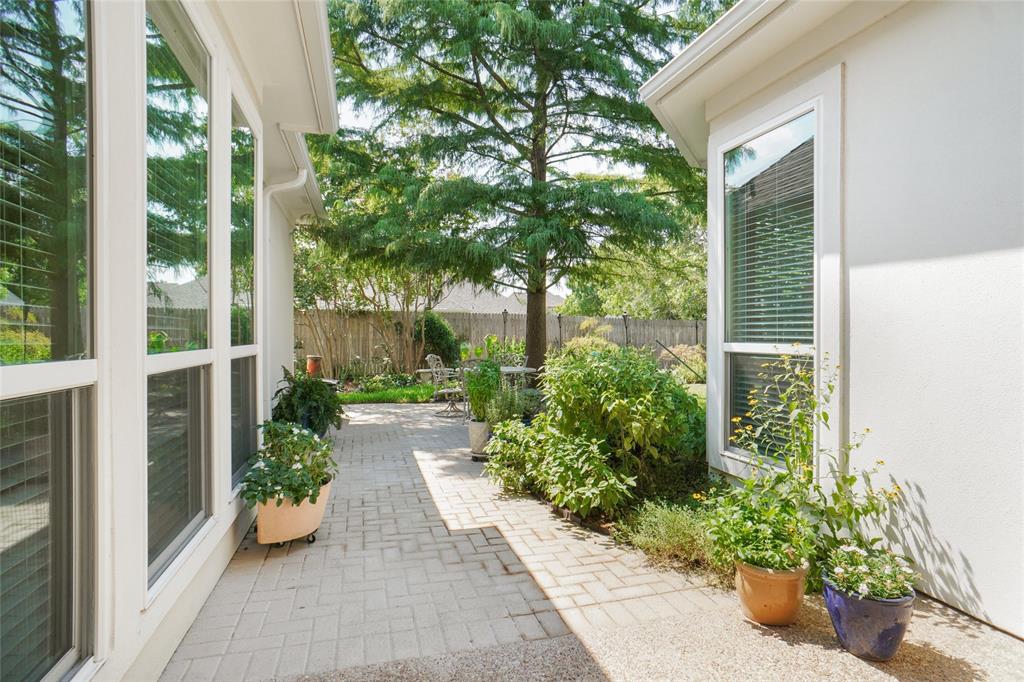Colleyville, Texas, 76034, United States, 4 Bedrooms Bedrooms, ,3 BathroomsBathrooms,Residential,For Sale,1934956