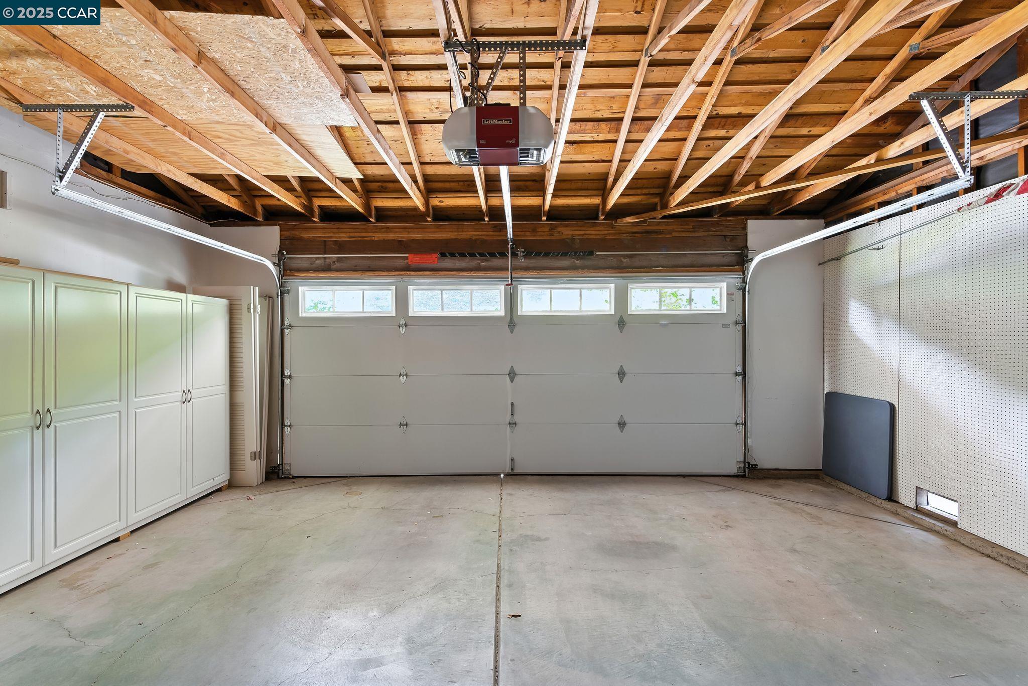 Moraga, California, 94556, United States, 3 Bedrooms Bedrooms, ,2 BathroomsBathrooms,Residential,For Sale,1926288