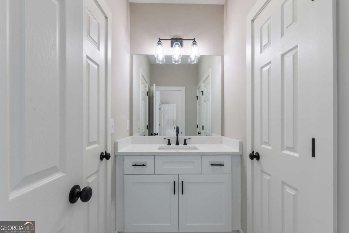 Athens, Georgia, 30605, United States, 3 Bedrooms Bedrooms, ,2 BathroomsBathrooms,Residential,For Sale,1906497