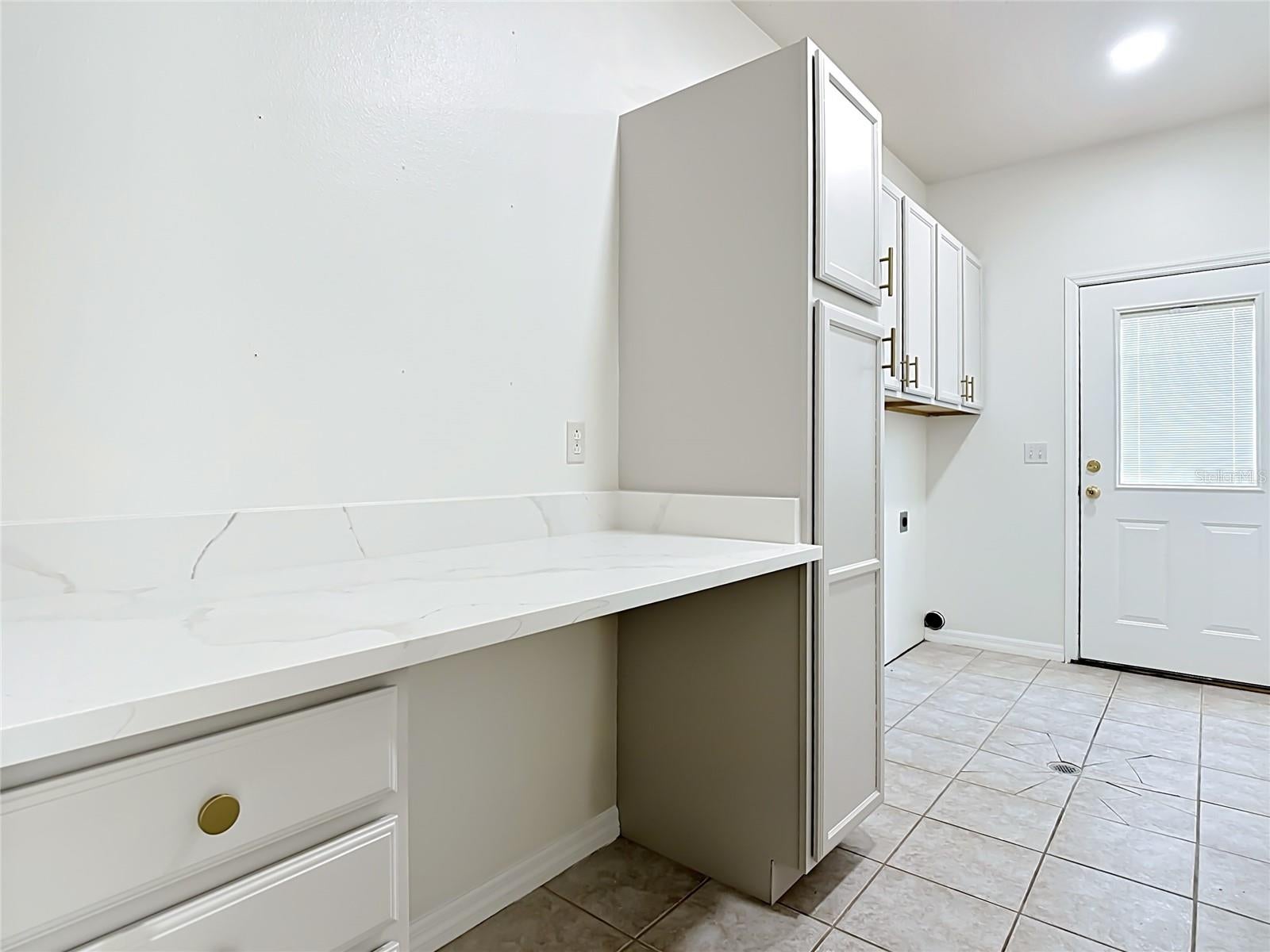 ST CLOUD, Florida, 34771, United States, 4 Bedrooms Bedrooms, ,3 BathroomsBathrooms,Residential,For Sale,2048111