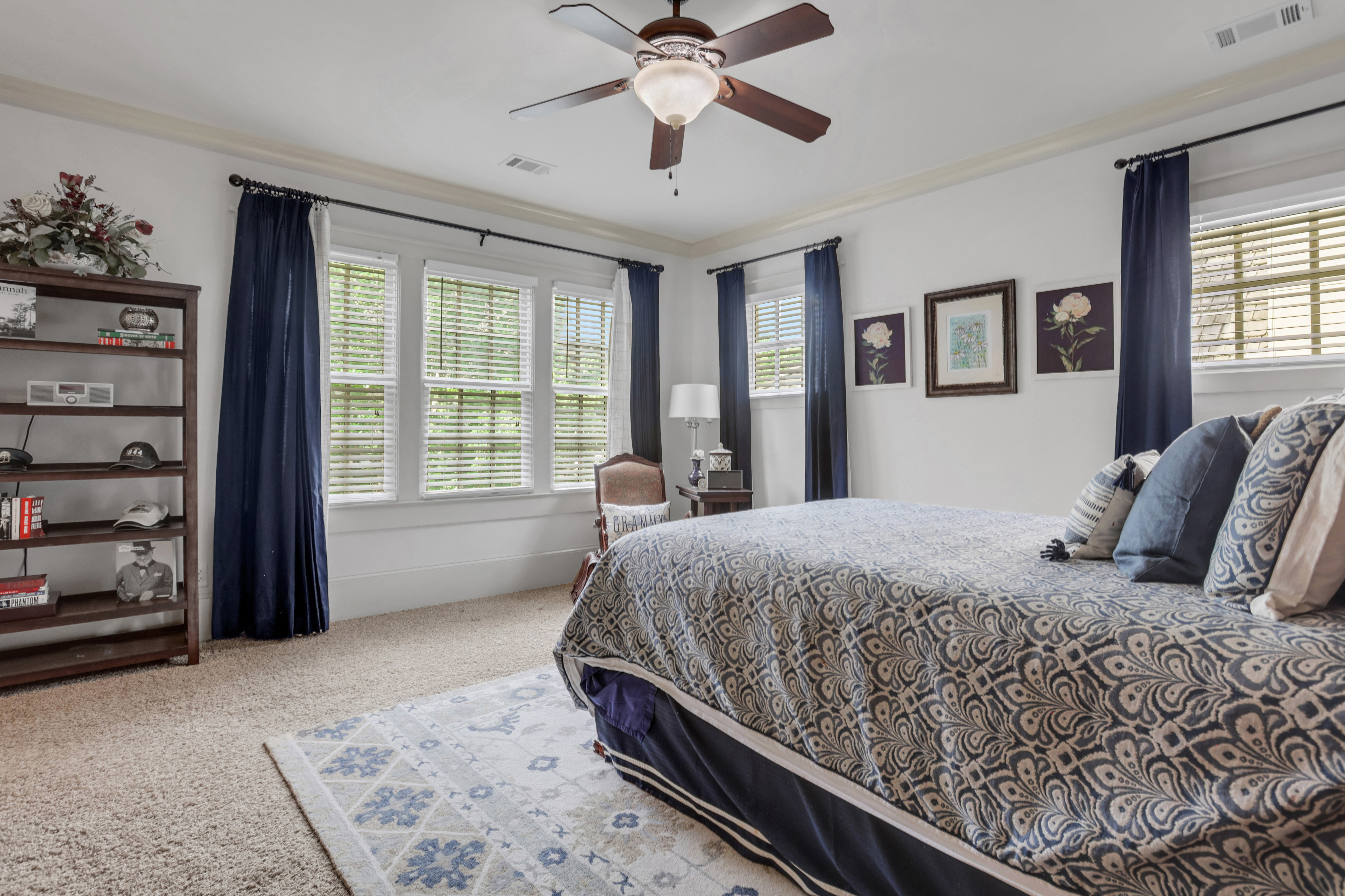 Stunning Six Bedroom Home Near Marietta Square - 物件實景