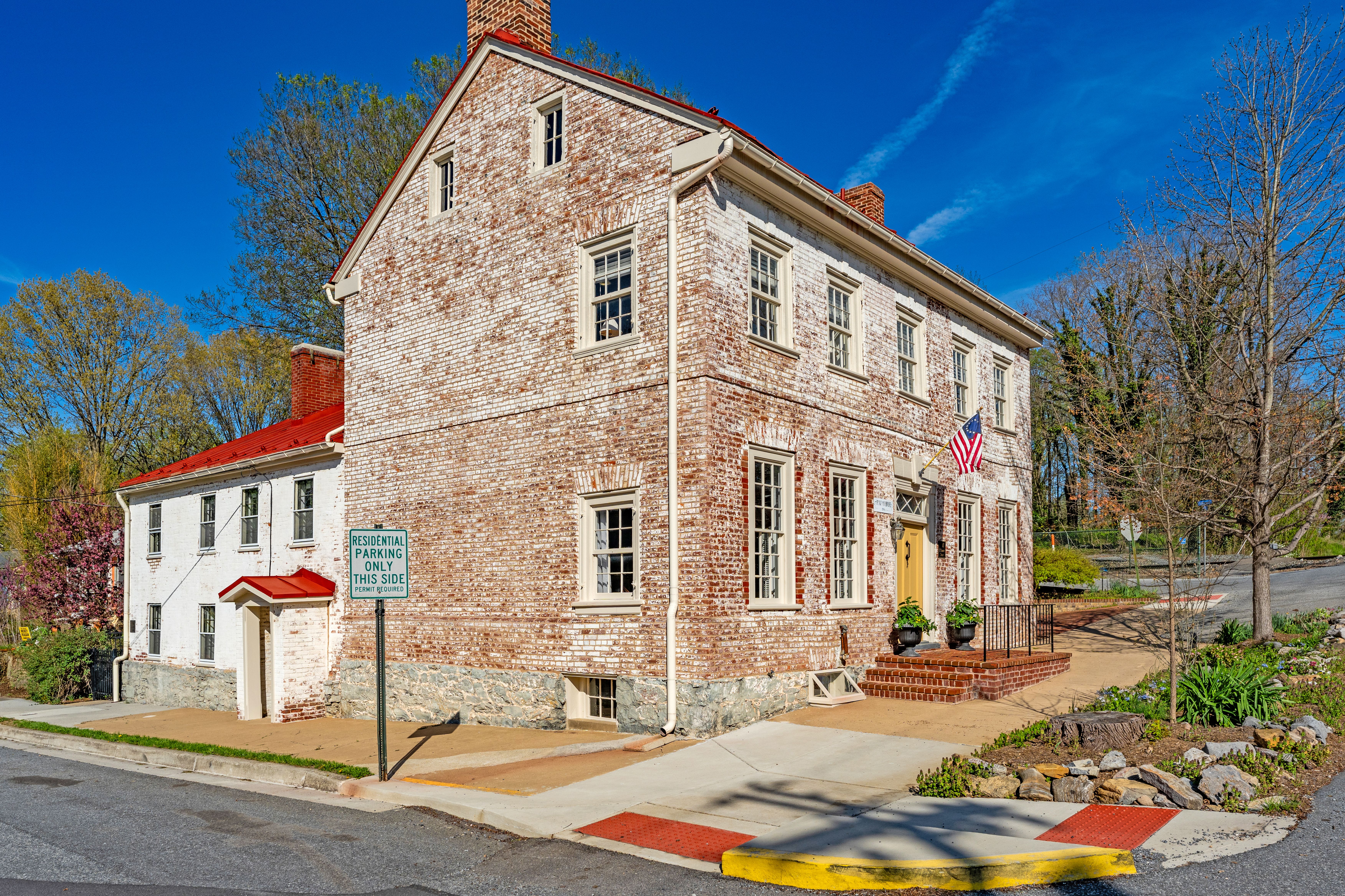  301 E German Street, Shepherdstown, WV, 25443 - 物件實景