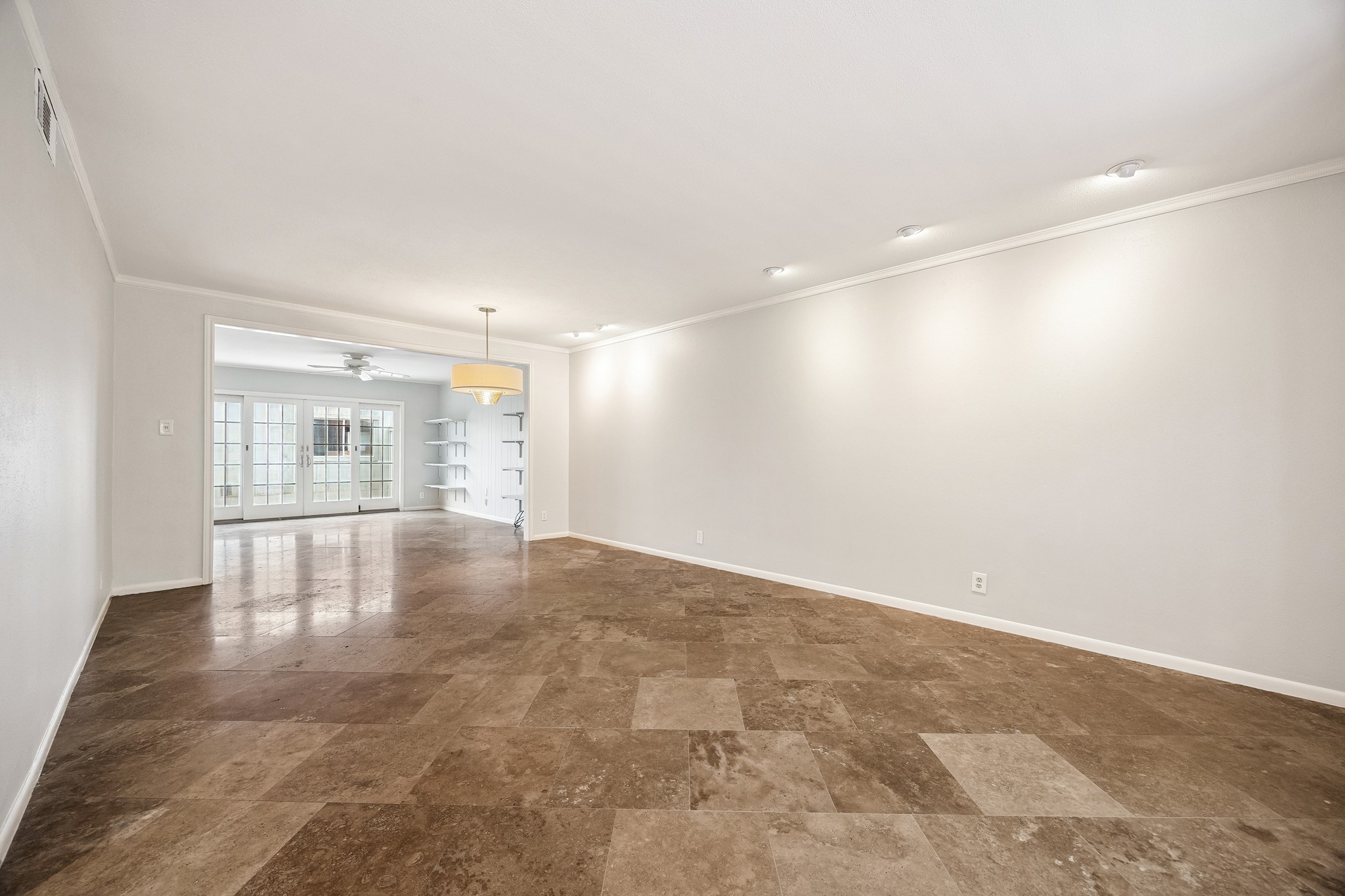  6333 Del Monte Drive #98 - 物件實景