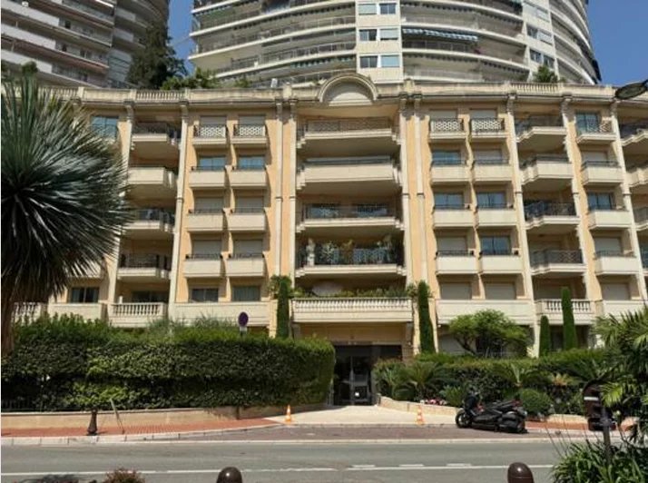 Monaco, 98000, MC, 1 Bedroom Bedrooms, ,2 BathroomsBathrooms,Residential,For Sale,1938915