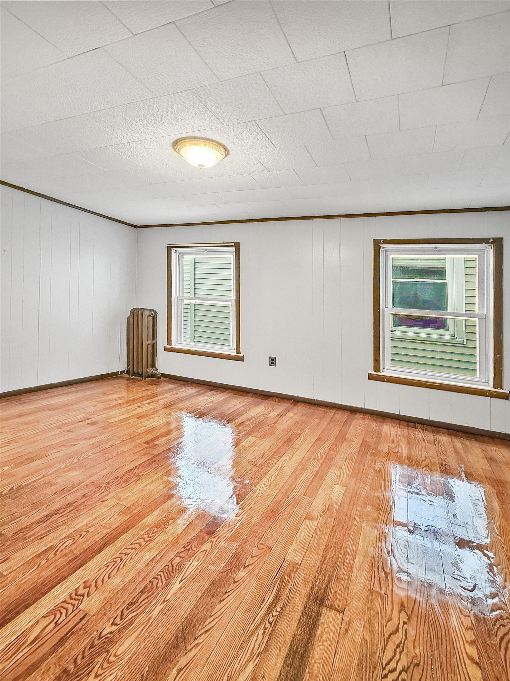 Jersey City, New Jersey, 07304, United States, 3 Bedrooms Bedrooms, ,2 BathroomsBathrooms,Residential,For Sale,1916794