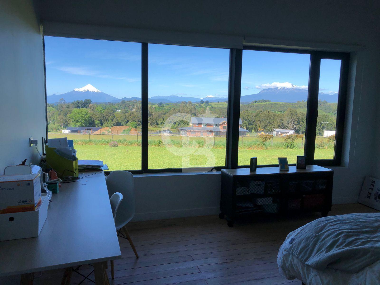 Puerto Varas, Chile, 4 Bedrooms Bedrooms, ,4 BathroomsBathrooms,Residential,For Sale,1993034