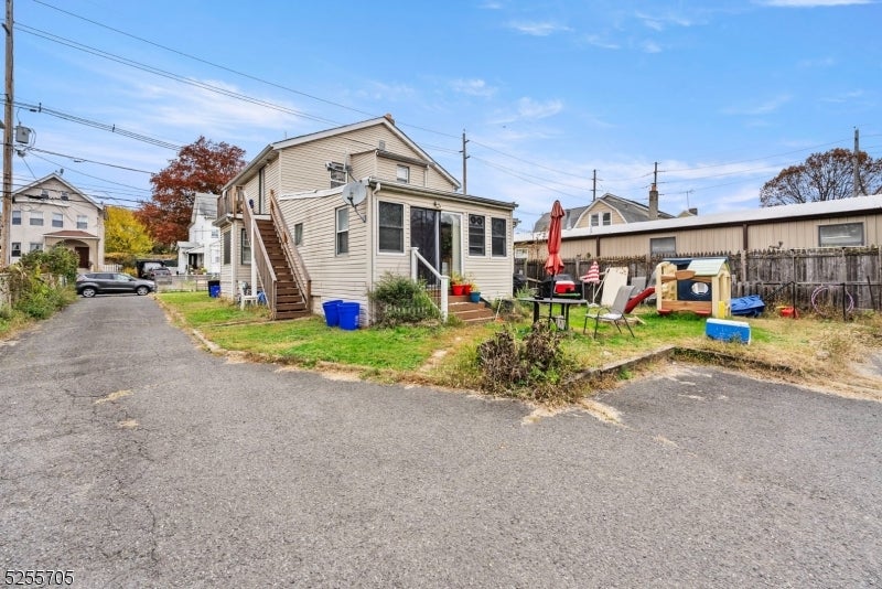 Belleville Twp., New Jersey, 07109, United States, ,2 BathroomsBathrooms,Residential,For Sale,1980231