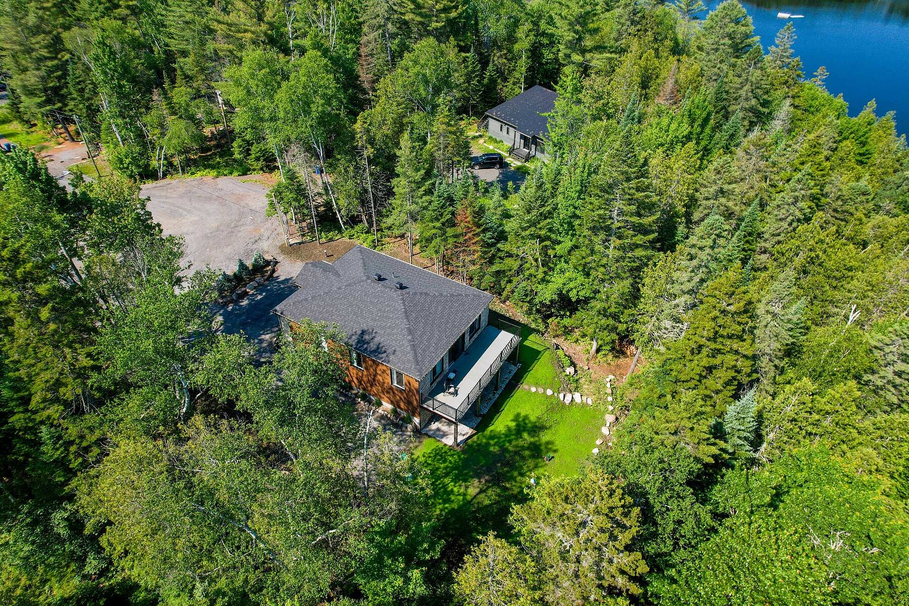  Sainte-Marguerite-du-Lac-Masson, Laurentides - 物件實景