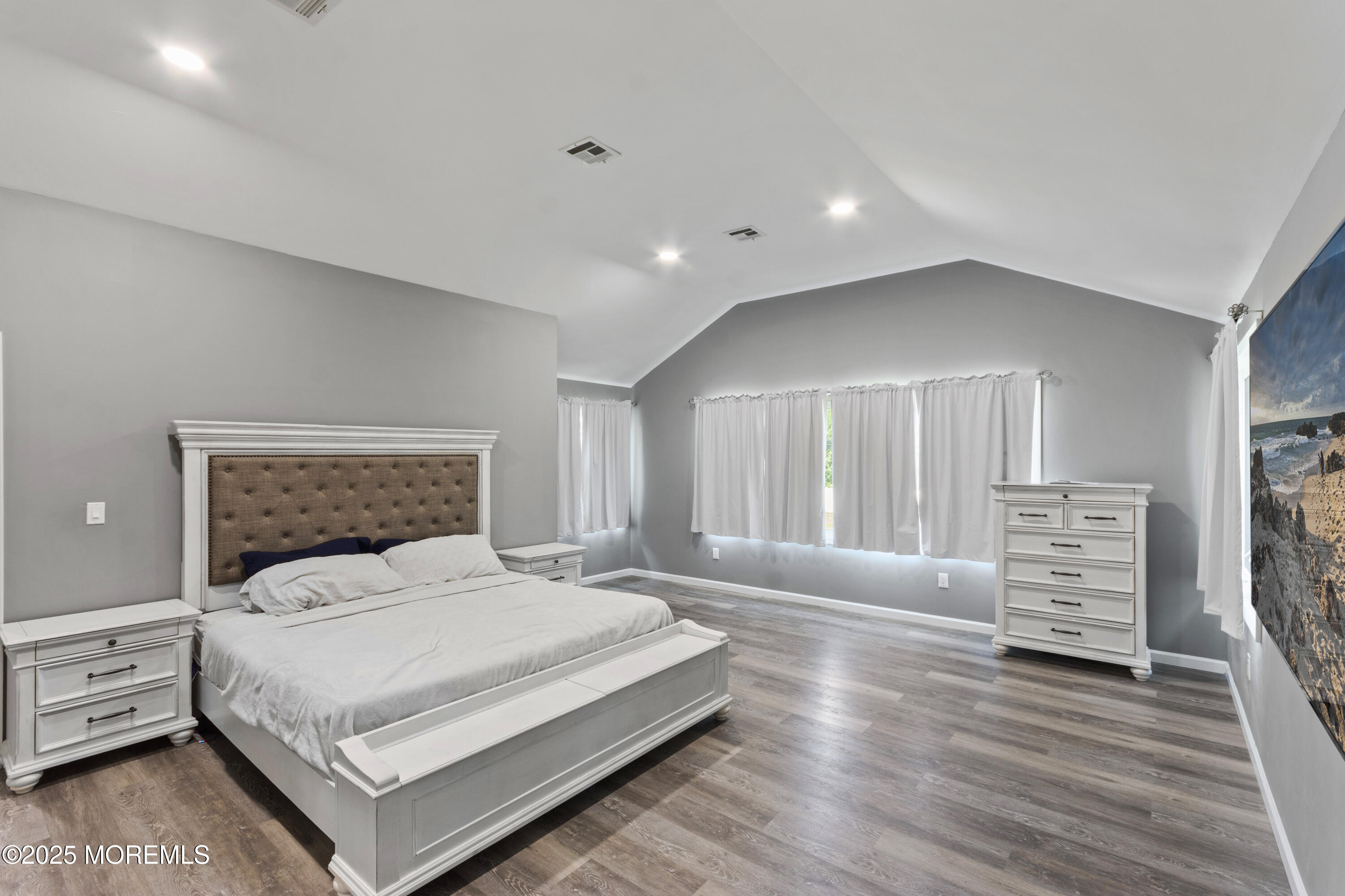 Howell, New Jersey, 07731, United States, 4 Bedrooms Bedrooms, ,3 BathroomsBathrooms,Residential,For Sale,1974093