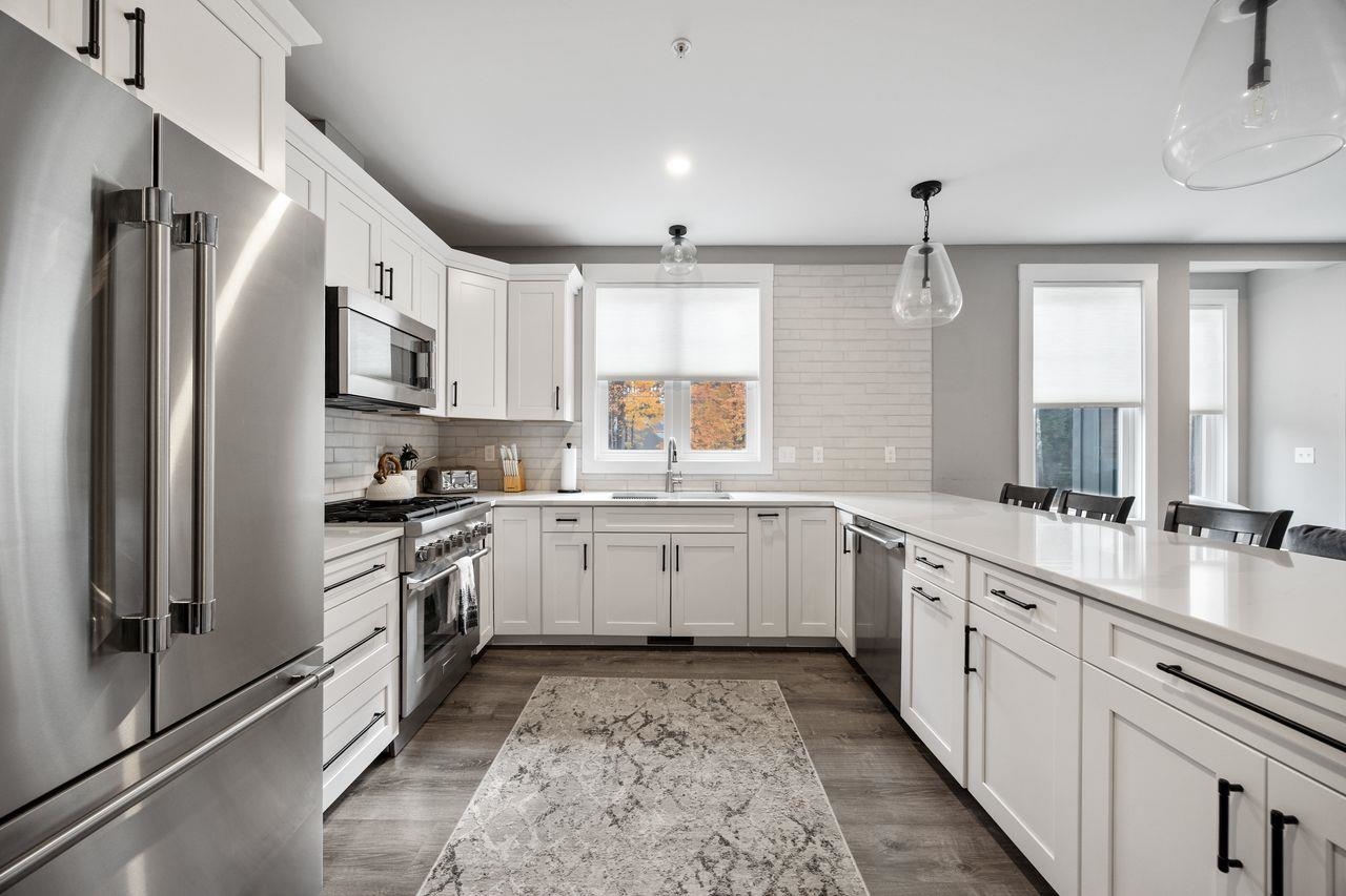 Conway, New Hampshire, 03860, United States, 4 Bedrooms Bedrooms, ,5 BathroomsBathrooms,Residential,For Sale,1991555