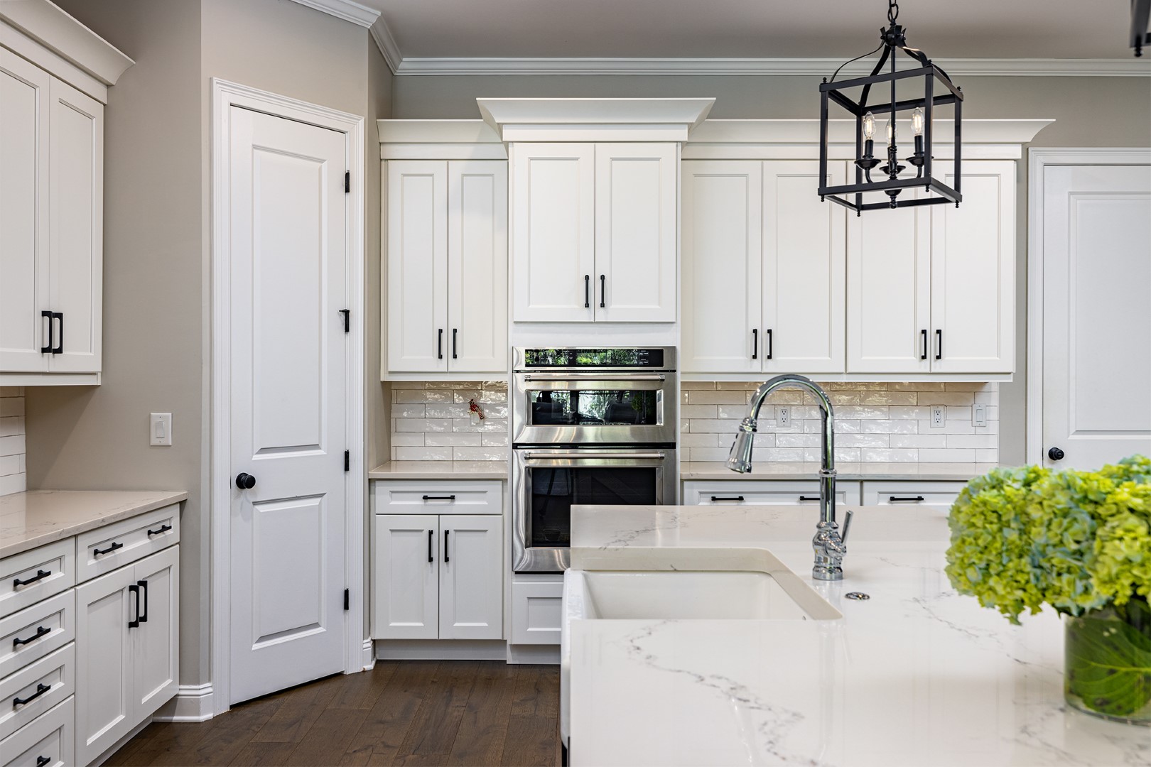 Tampa, Florida, 33629, United States, 4 Bedrooms Bedrooms, ,4 BathroomsBathrooms,Residential,For Sale,1981246