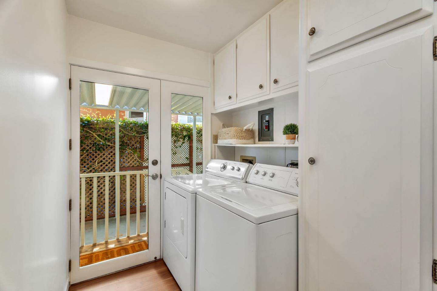 Scotts Valley, California, 95066, United States, 2 Bedrooms Bedrooms, ,2 BathroomsBathrooms,Residential,For Sale,1994569