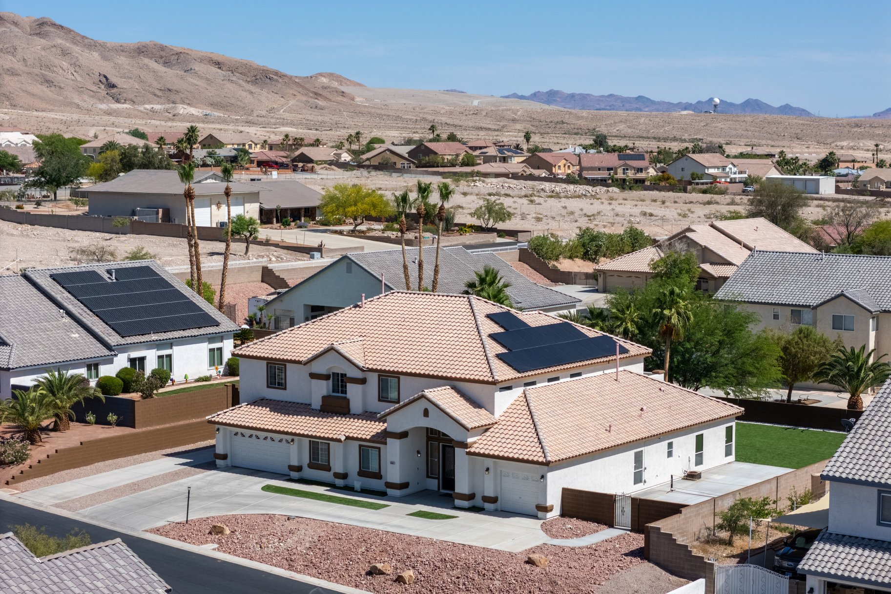  Custom Estate with Full Size Pickleball Court - 物件實景