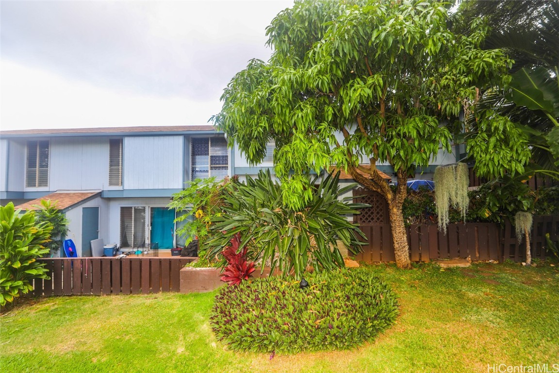 Kapolei, Hawaii, 96707, United States, 2 Bedrooms Bedrooms, ,2 BathroomsBathrooms,Residential,For Sale,1694503