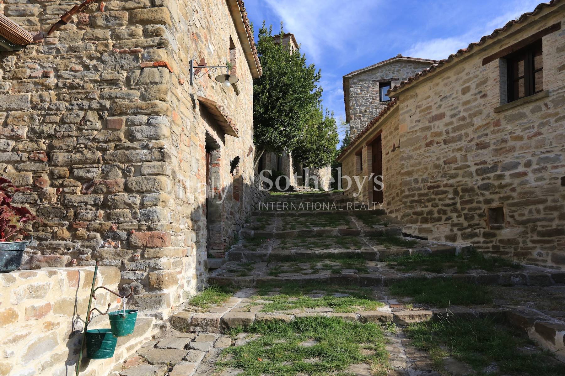  Unique Medieval Hamlet reimagined as a Luxury Retreat - 物件實景