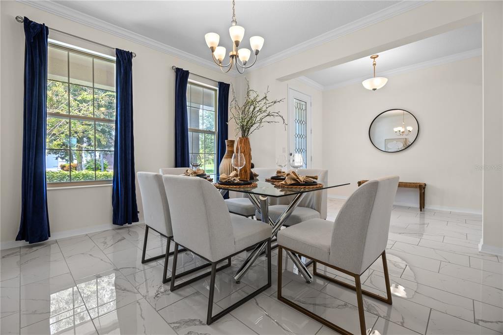 Orlando, Florida, 32836, United States, 5 Bedrooms Bedrooms, ,4 BathroomsBathrooms,Residential,For Sale,1940784