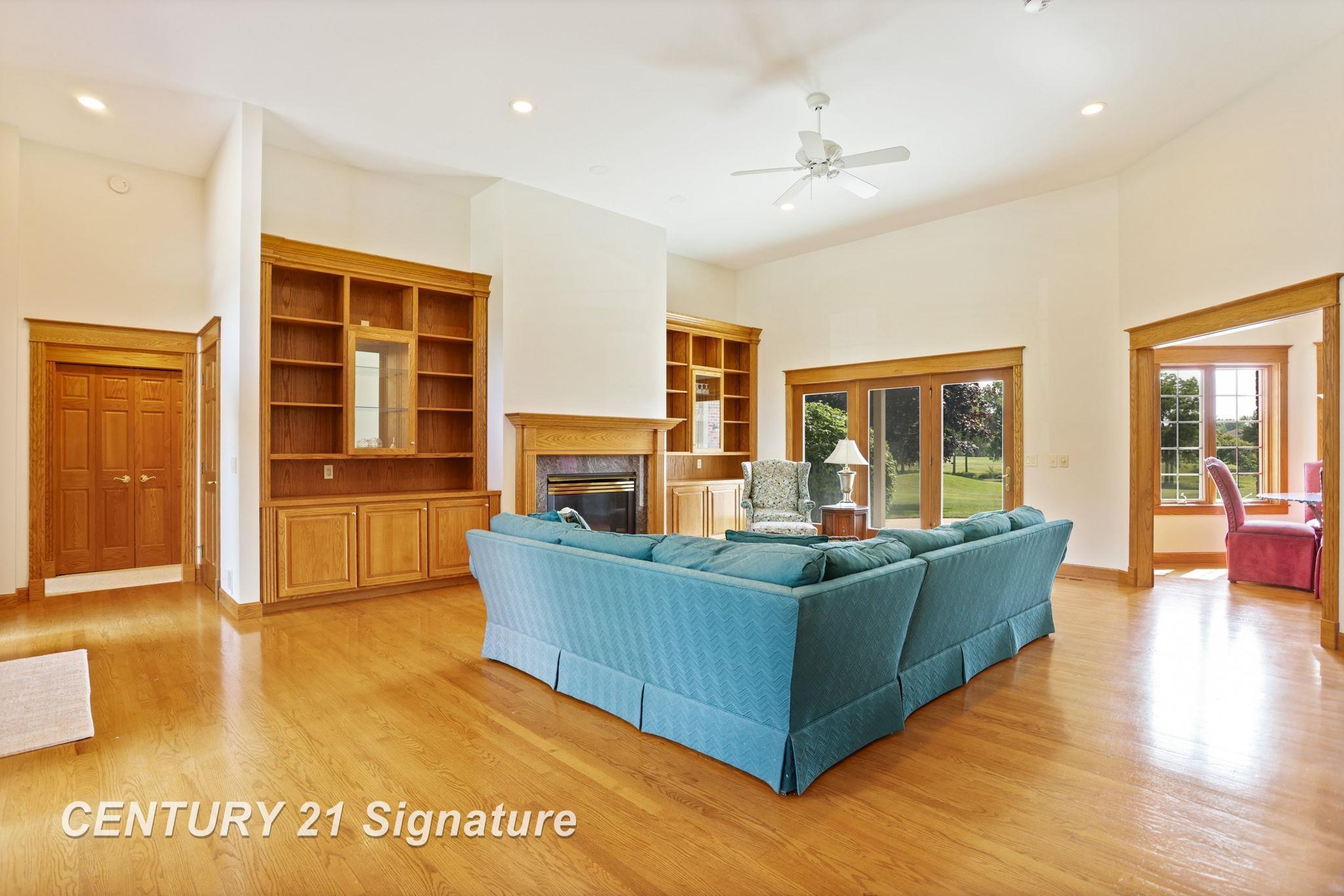 Saginaw, Michigan, 48603, United States, 4 Bedrooms Bedrooms, ,4 BathroomsBathrooms,Residential,For Sale,1979147