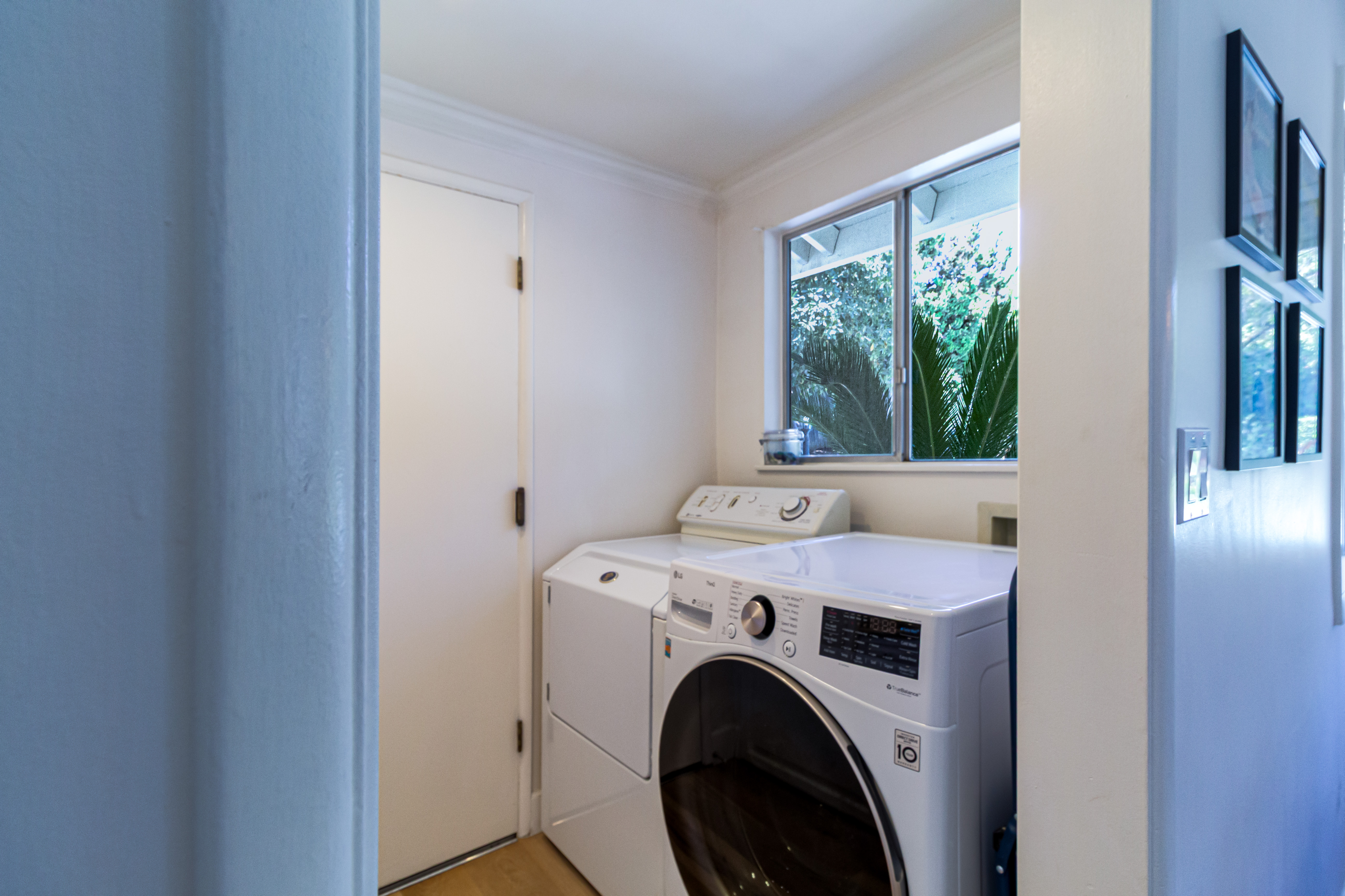 Fullerton, California, 92831, United States, 4 Bedrooms Bedrooms, ,1 BathroomBathrooms,Residential,For Sale,1915425