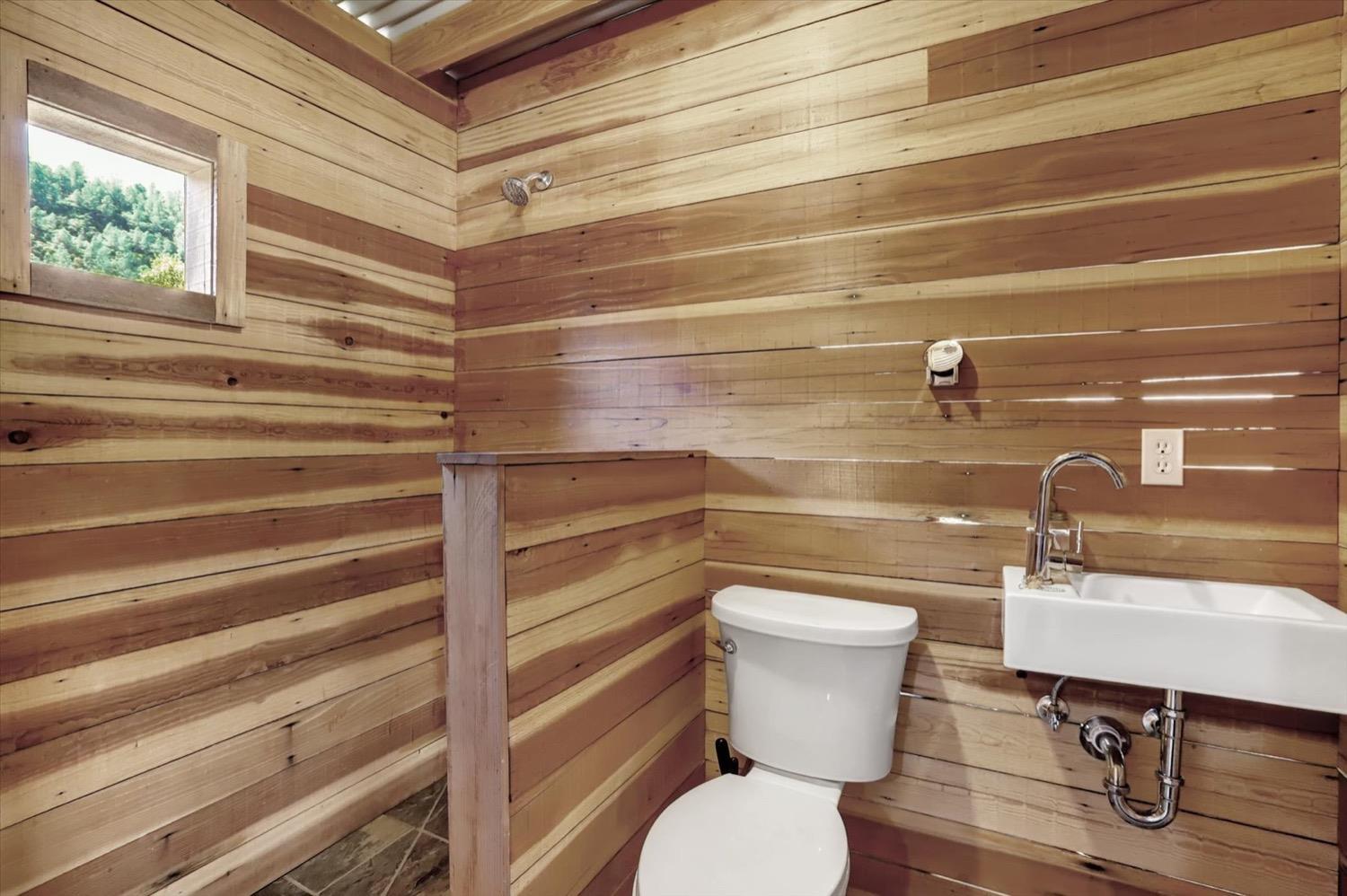 16741 Rices Crossing Road, North San Juan, California, 95960, United States, ,Residential,For Sale,16741 Rices Crossing Road,1682672