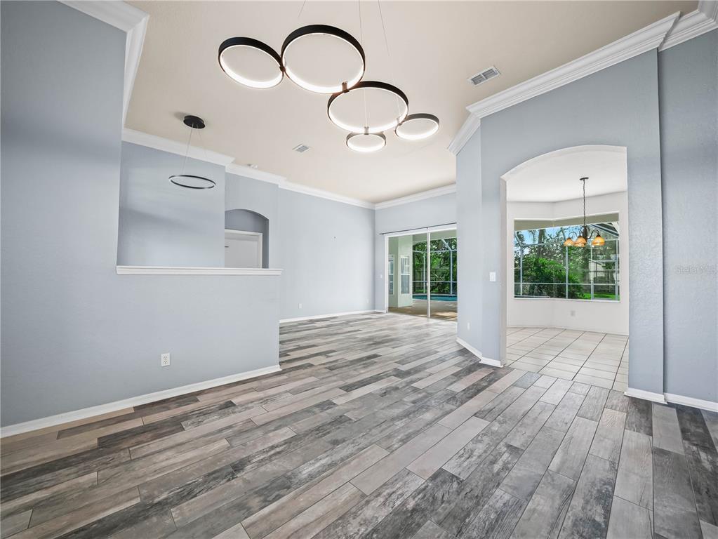 Plant City, Florida, 33566, United States, 5 Bedrooms Bedrooms, ,3 BathroomsBathrooms,Residential,For Sale,1892760