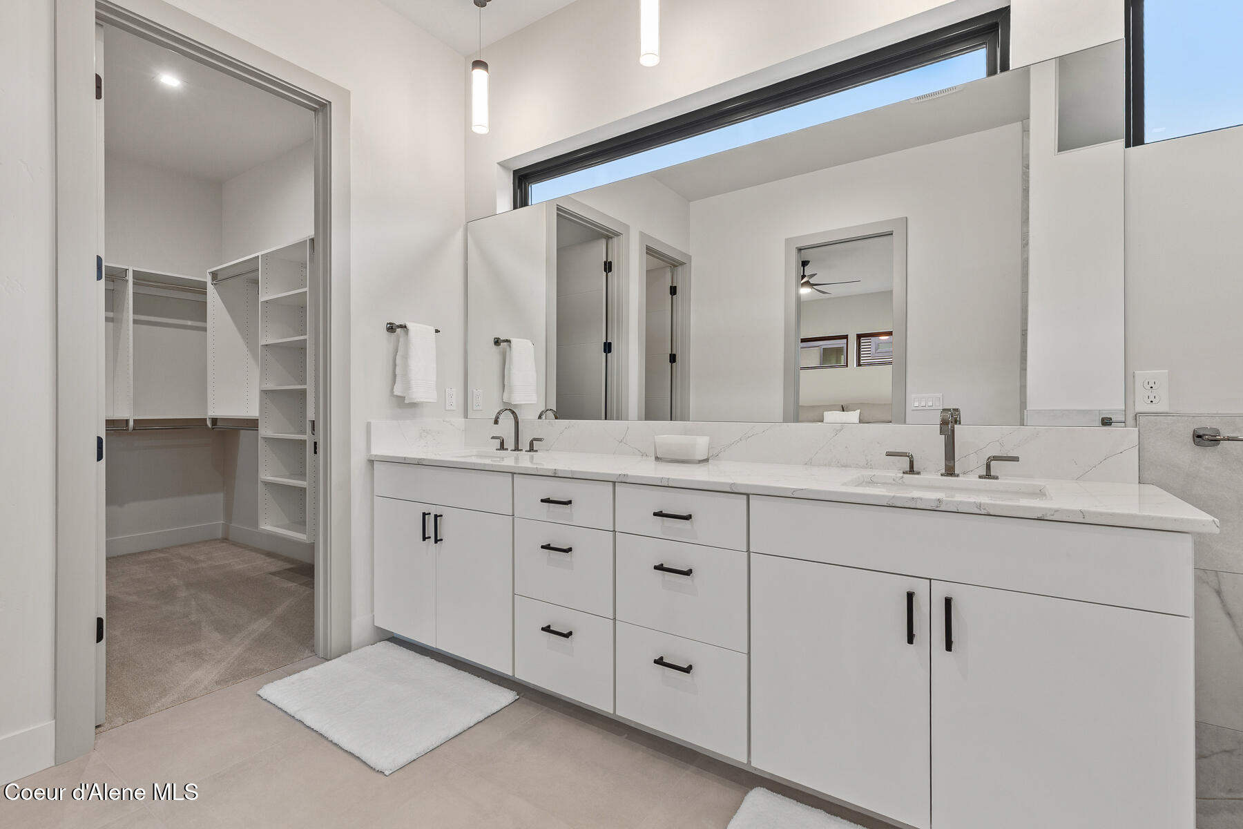 Coeur d'Alene, Idaho, 83814, United States, 3 Bedrooms Bedrooms, ,4 BathroomsBathrooms,Residential,For Sale,2048490