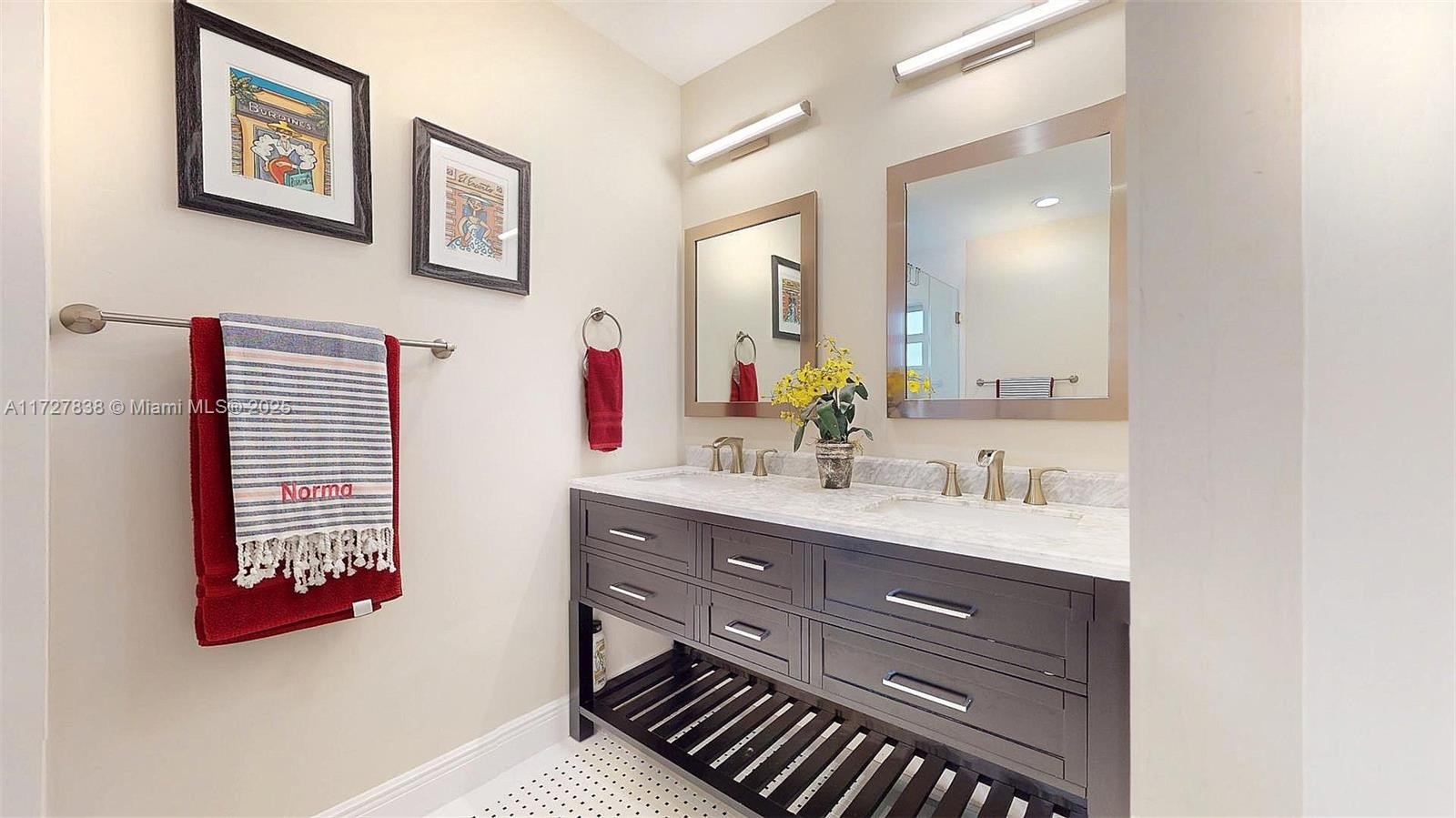 Key Largo, Florida, 33037, United States, 3 Bedrooms Bedrooms, ,3 BathroomsBathrooms,Residential,For Sale,1975772