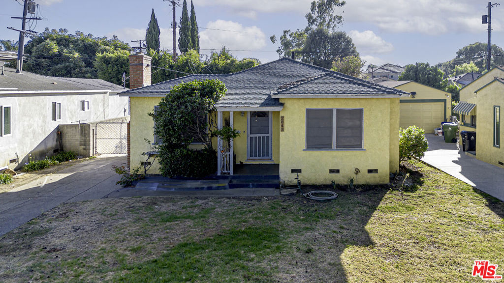 2843 Stoner Avenue, Los Angeles, California, 90064, United States, 3 Bedrooms Bedrooms, ,1 BathroomBathrooms,Residential,For Sale,2843 Stoner Avenue,1632874