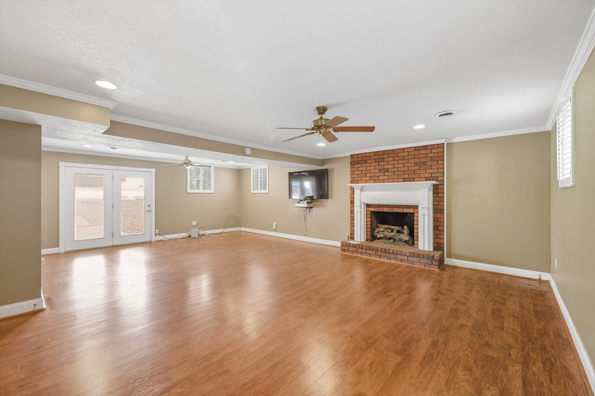 Englewood, Tennessee, 37329, United States, 3 Bedrooms Bedrooms, ,3 BathroomsBathrooms,Residential,For Sale,1976055