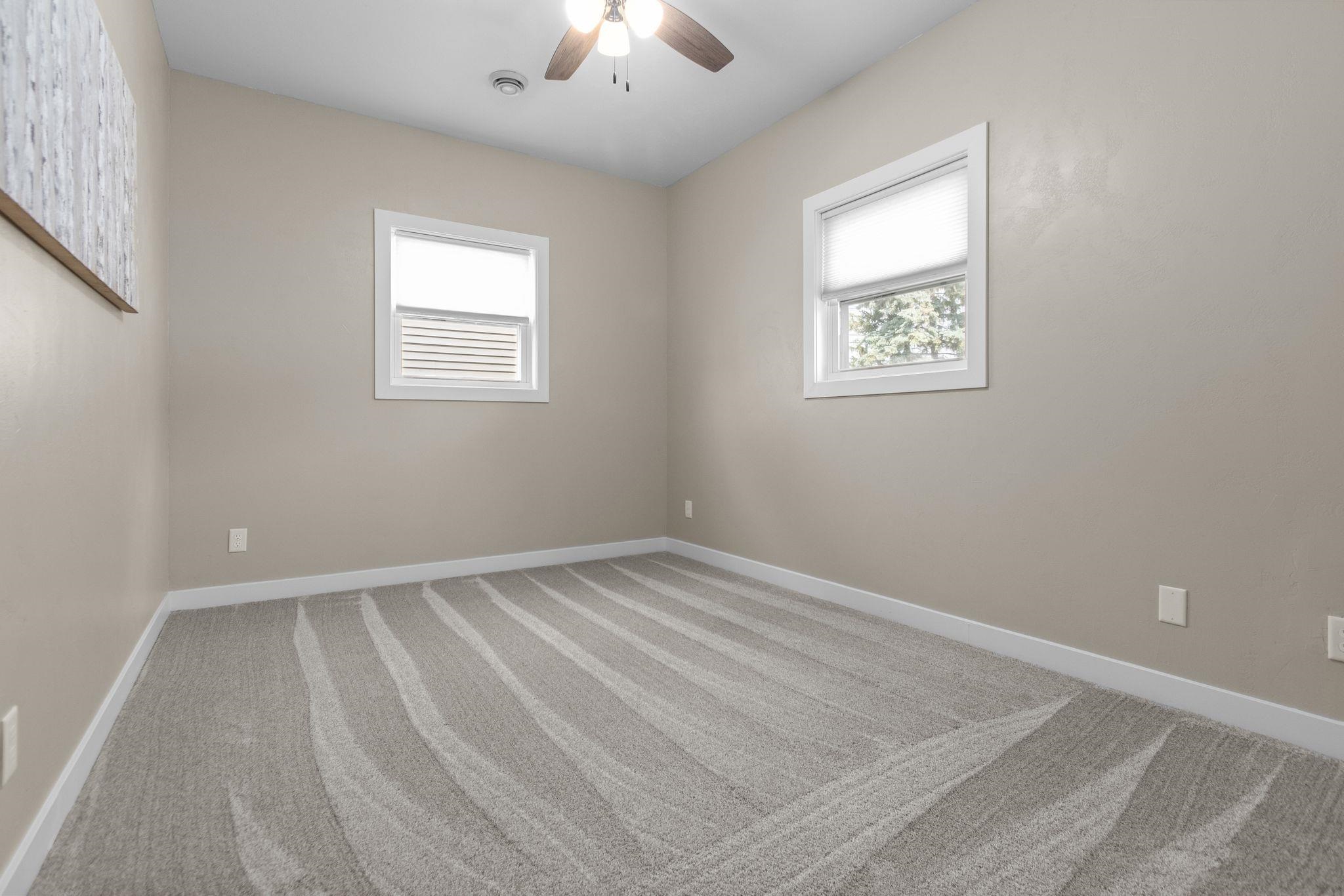 NEENAH, Wisconsin, 54956, United States, 3 Bedrooms Bedrooms, ,2 BathroomsBathrooms,Residential,For Sale,1912051