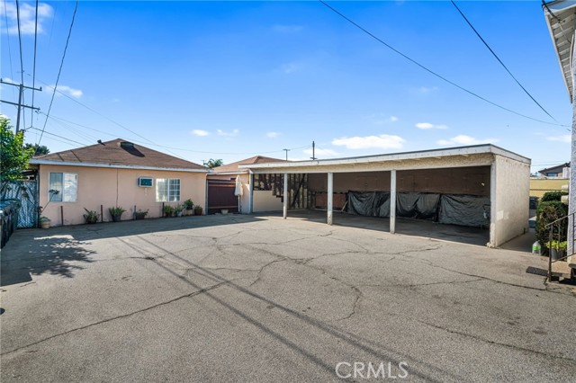 Bell Gardens, California, 90201, United States, 6 Bedrooms Bedrooms, ,Residential,For Sale,2009739