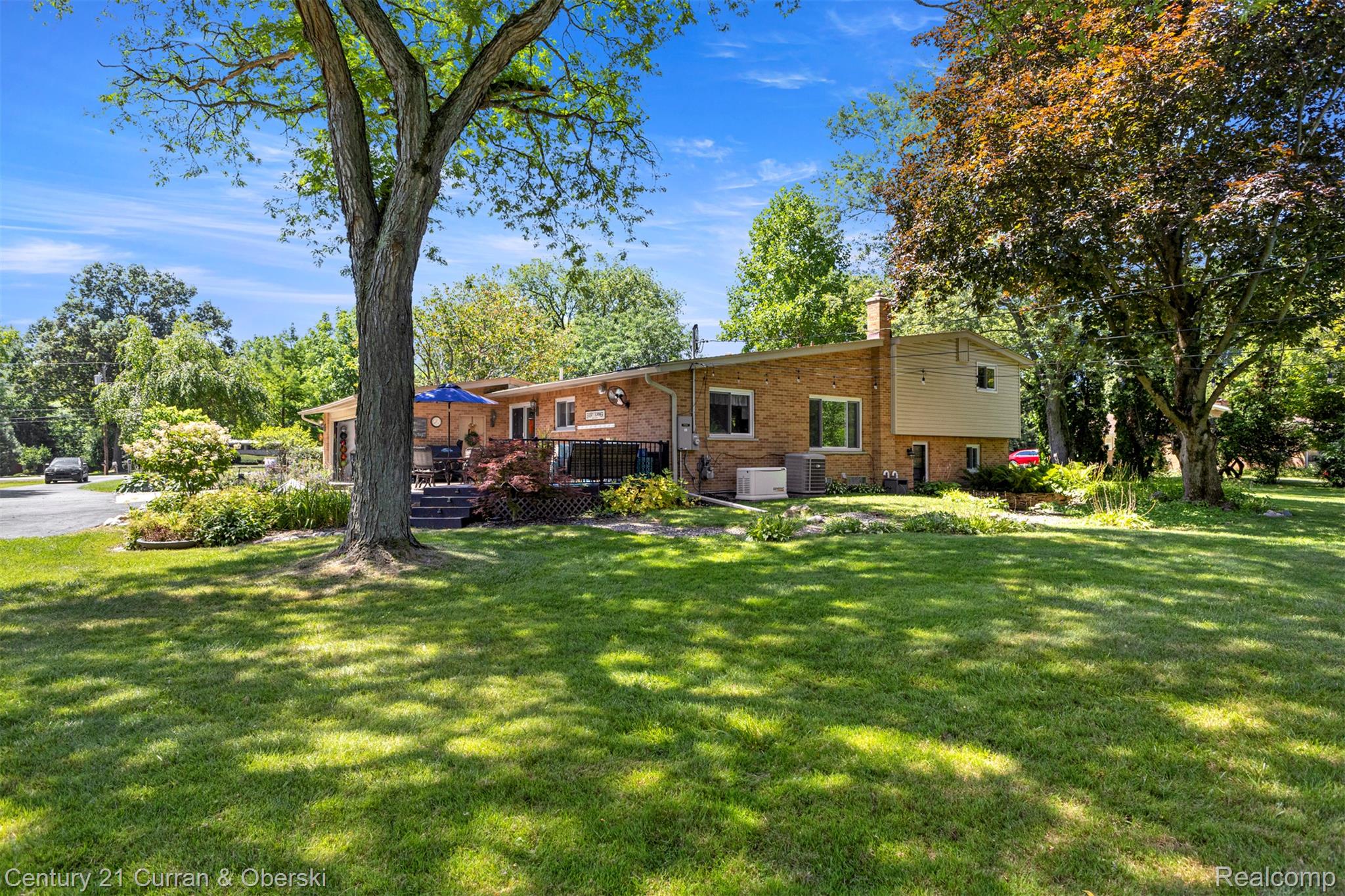 Canton Charter Township, Michigan, 48188, United States, 5 Bedrooms Bedrooms, ,3 BathroomsBathrooms,Residential,For Sale,1904333