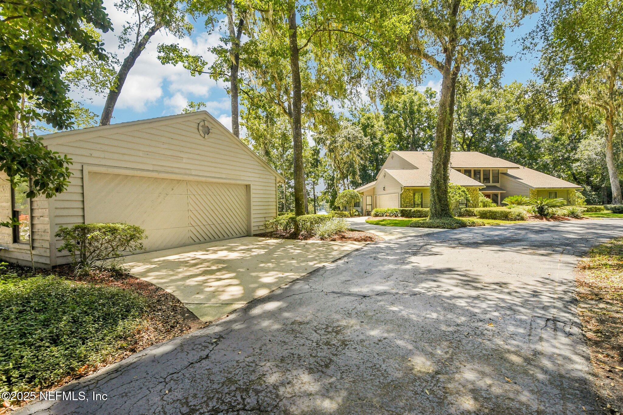 Middleburg, Florida, 32068, United States, 4 Bedrooms Bedrooms, ,5 BathroomsBathrooms,Residential,For Sale,1941824