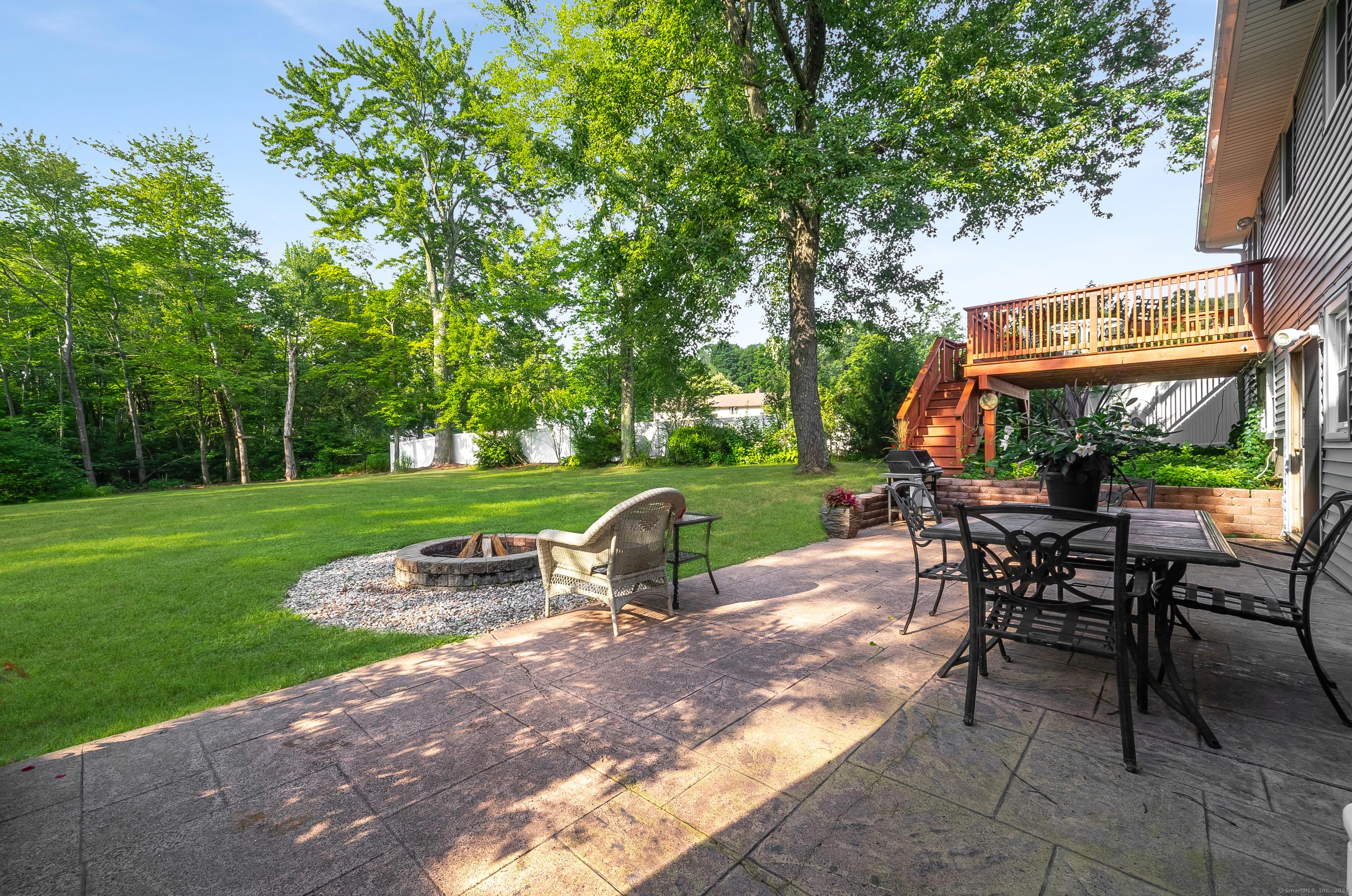 Southington, Connecticut, 06489, United States, 4 Bedrooms Bedrooms, ,4 BathroomsBathrooms,Residential,For Sale,1938423