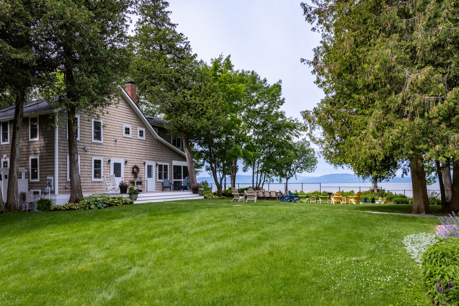  1333 Colchester Point Road - 物件實景