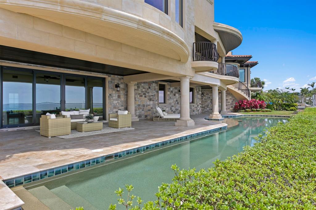 Tierra Verde, Florida, 33715, United States, 5 Bedrooms Bedrooms, ,6 BathroomsBathrooms,Residential,For Sale,1989474